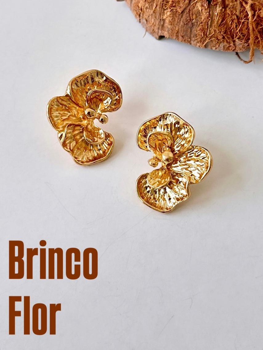 Brinco Feminino Flor Dourada