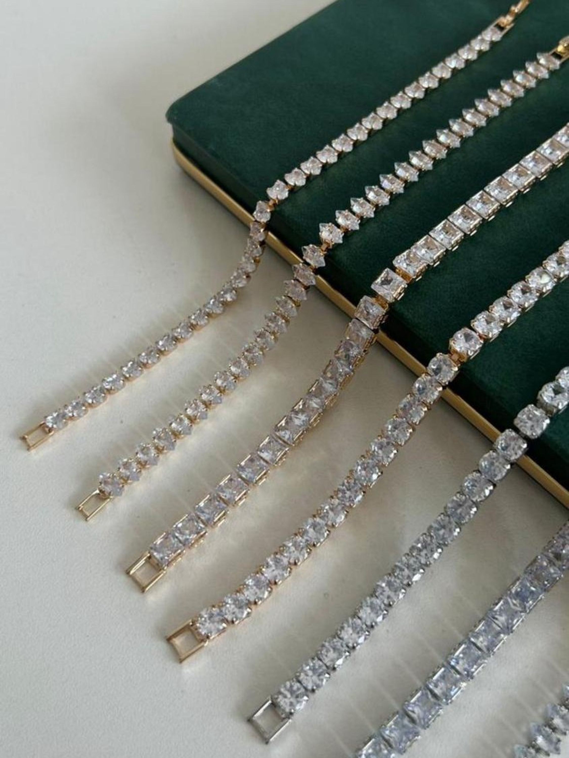 Pulseira de Zircônia Fecho Joalheria Banhada