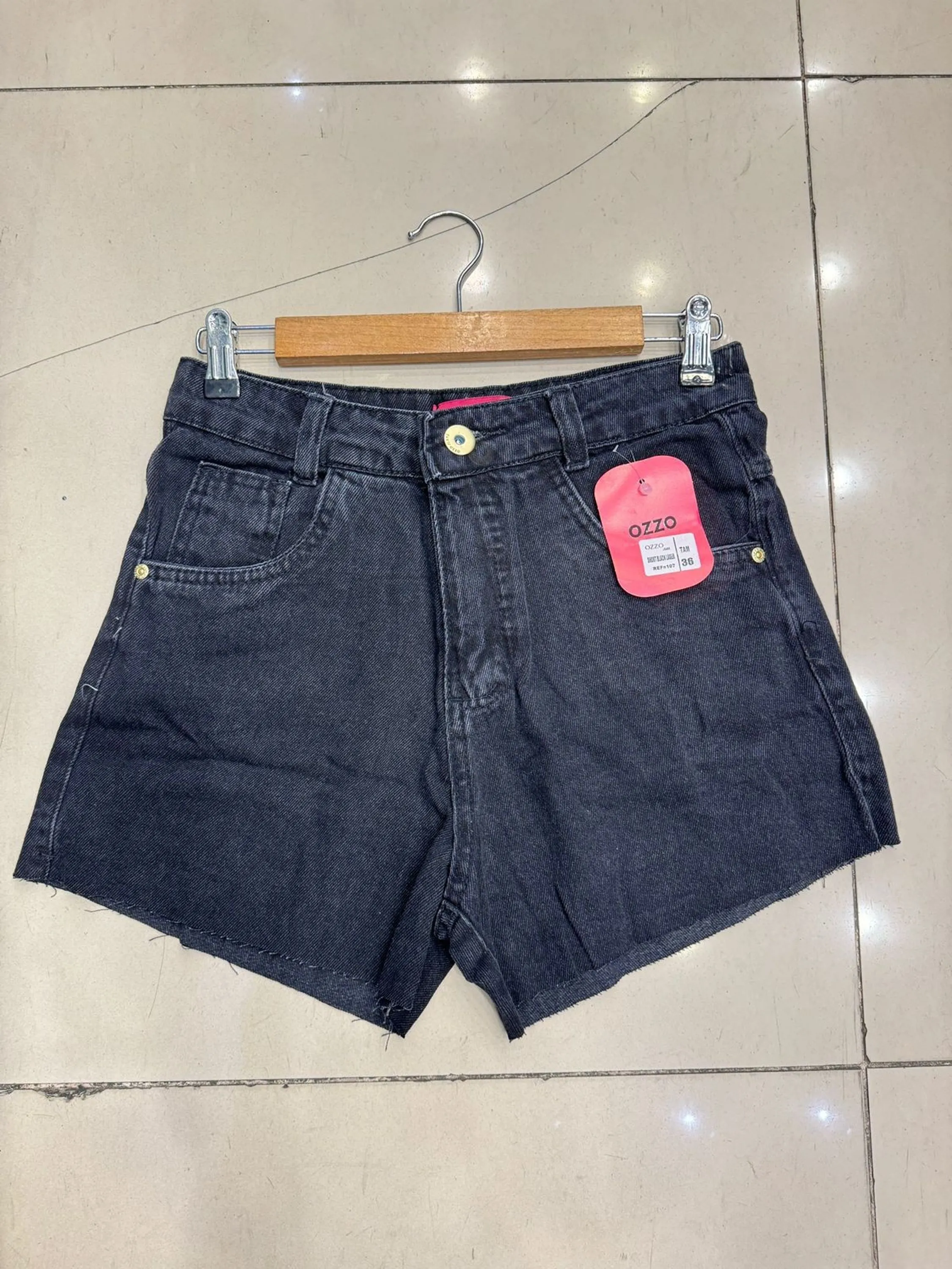 Short Black 107