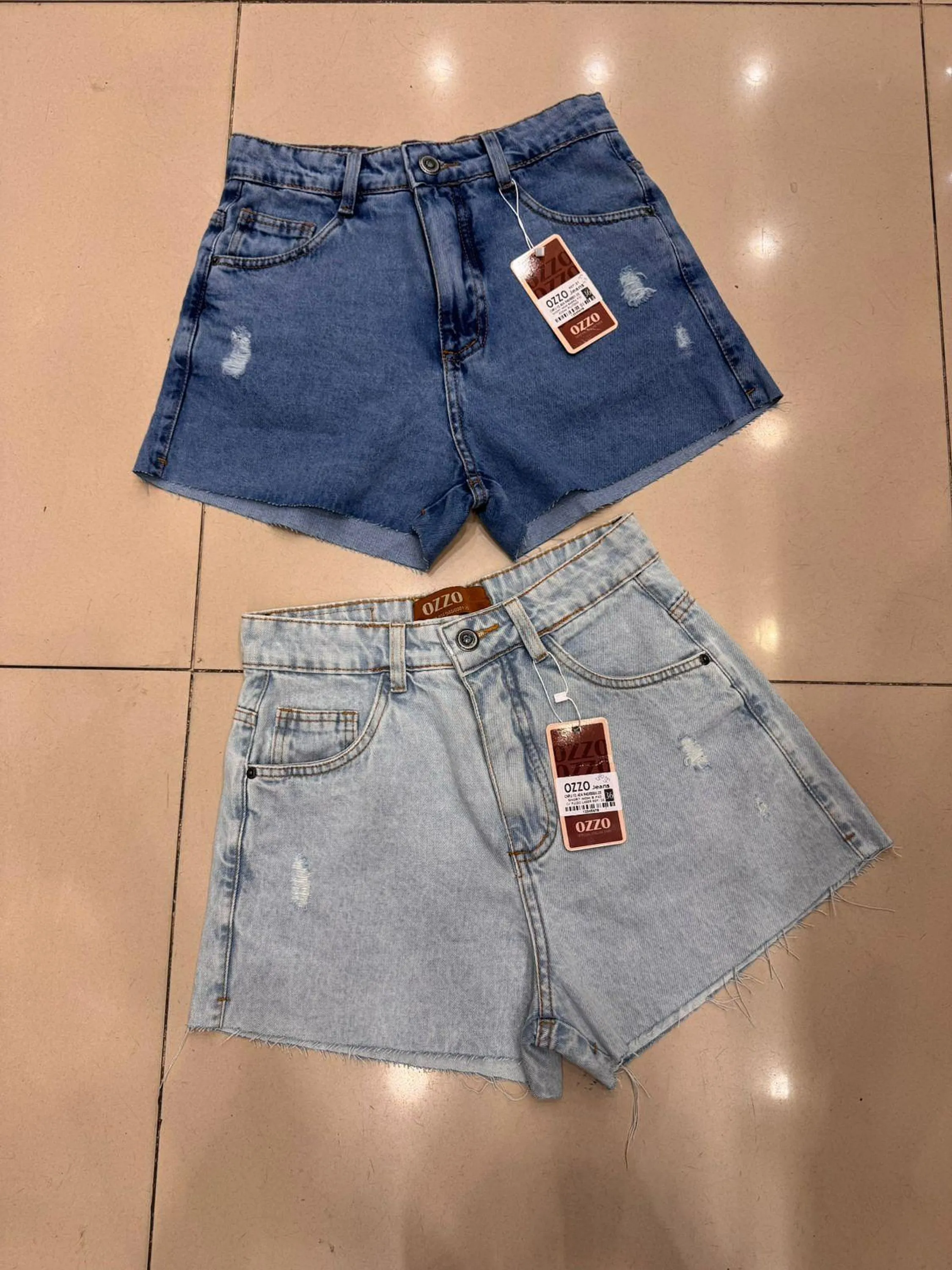 short mom B fio com puido 21