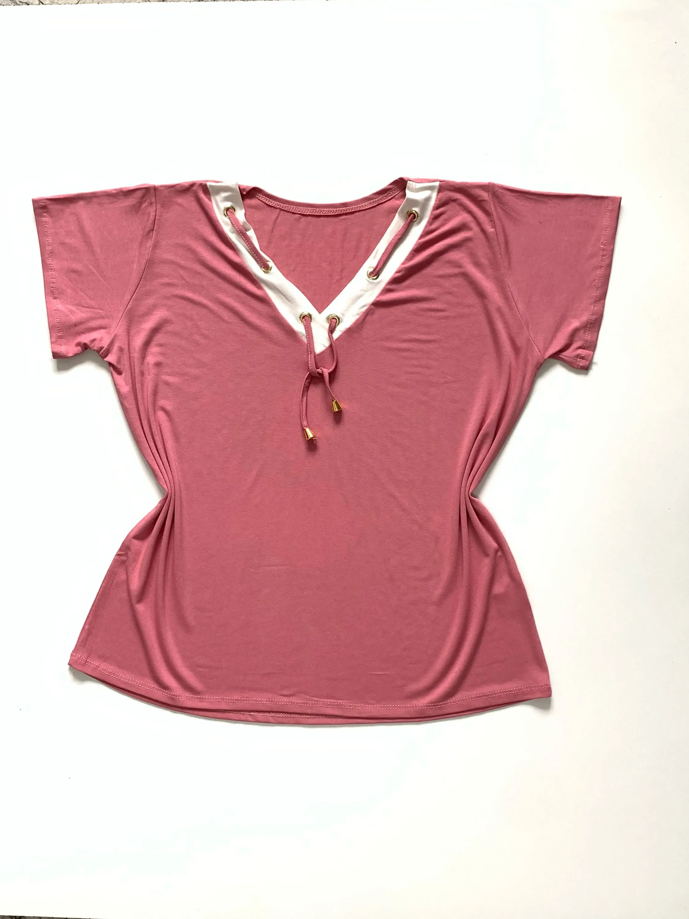 Blusa plus size com cordinha