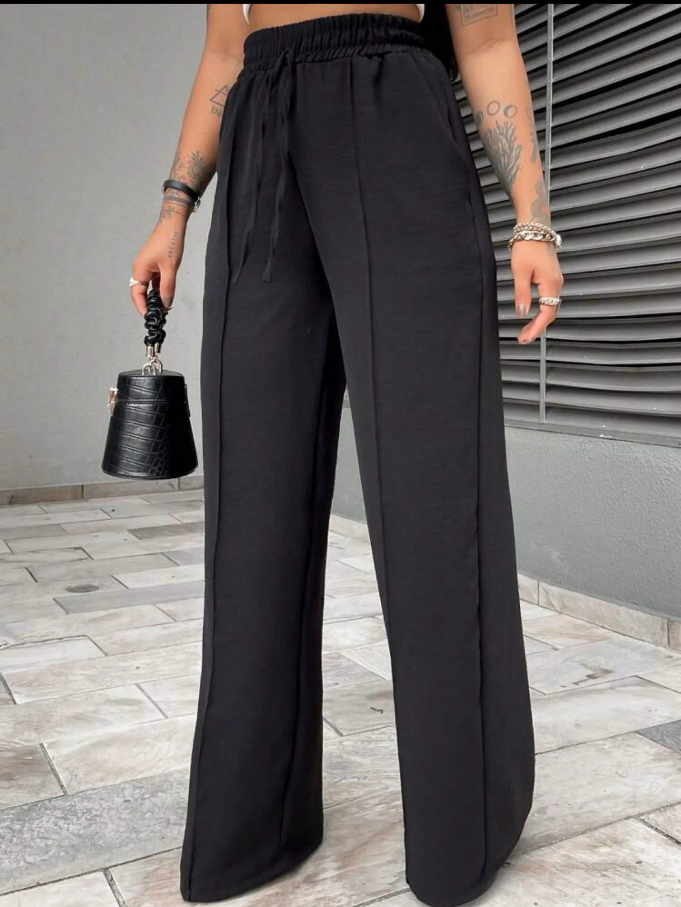 Calça pantalona feminina tecido duna