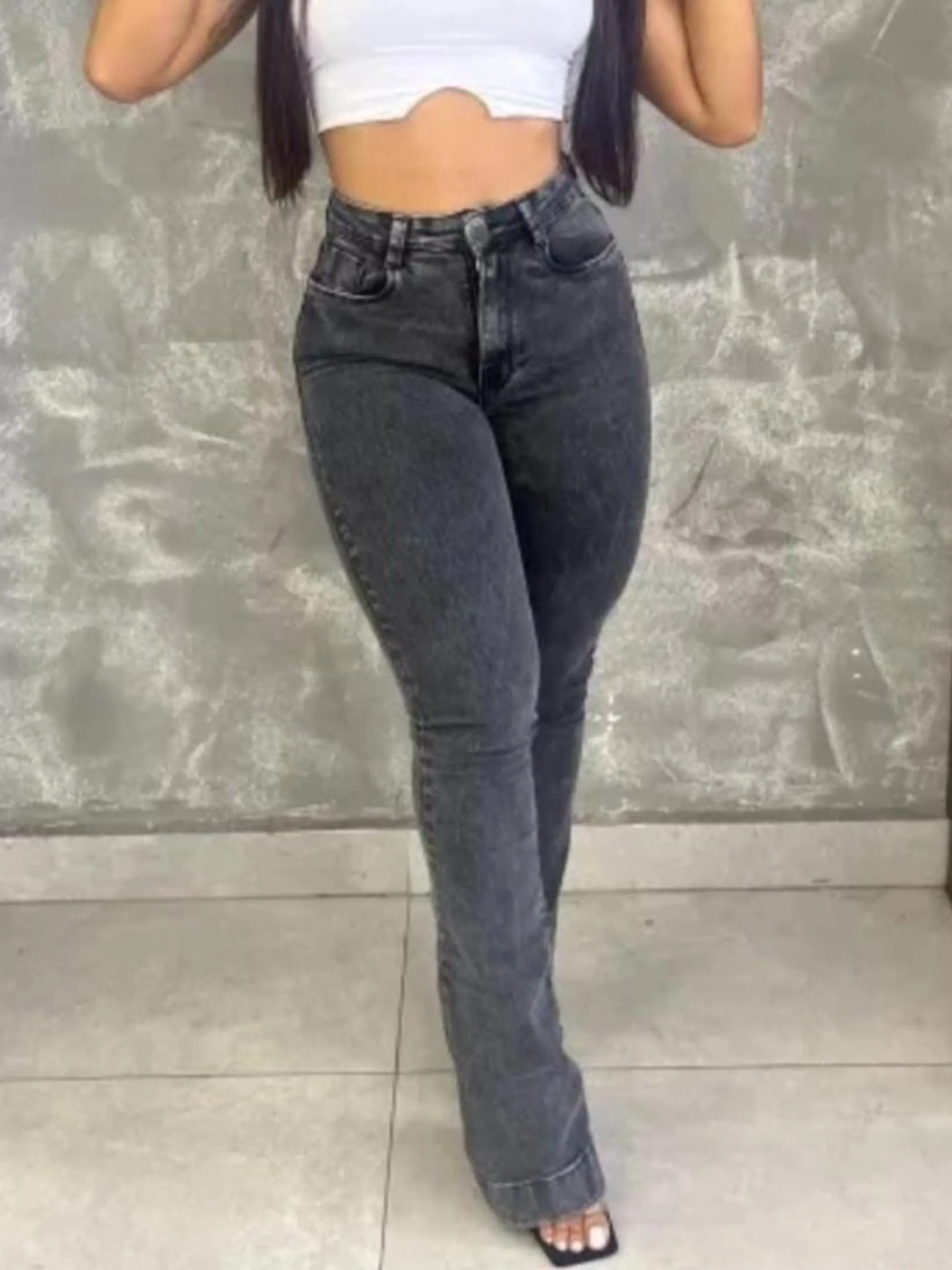 Calça Flare grafite jeans feminina