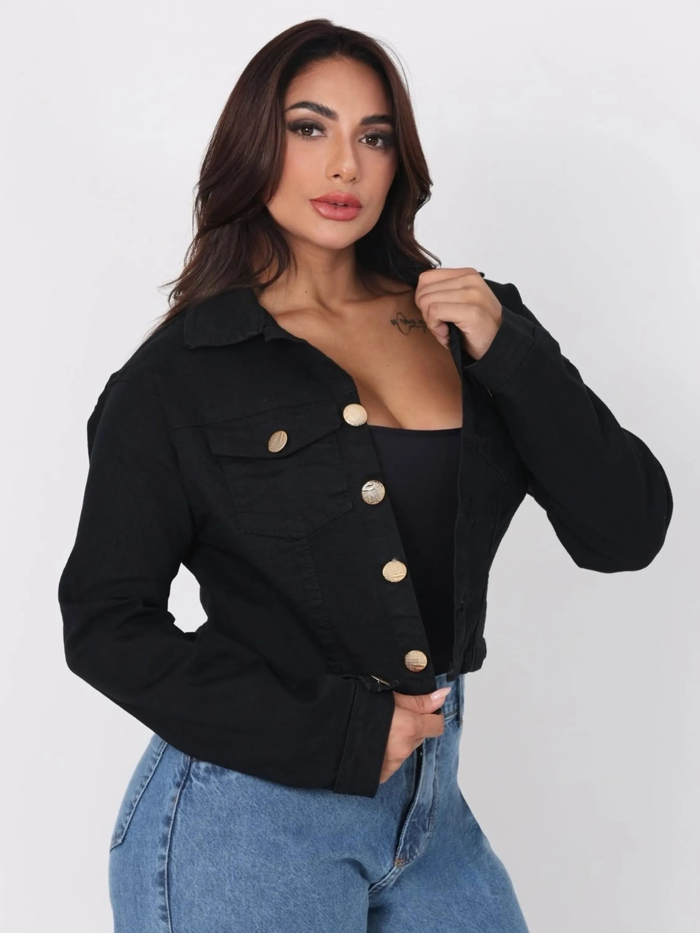 Jaqueta preta jeans feminina 🖤