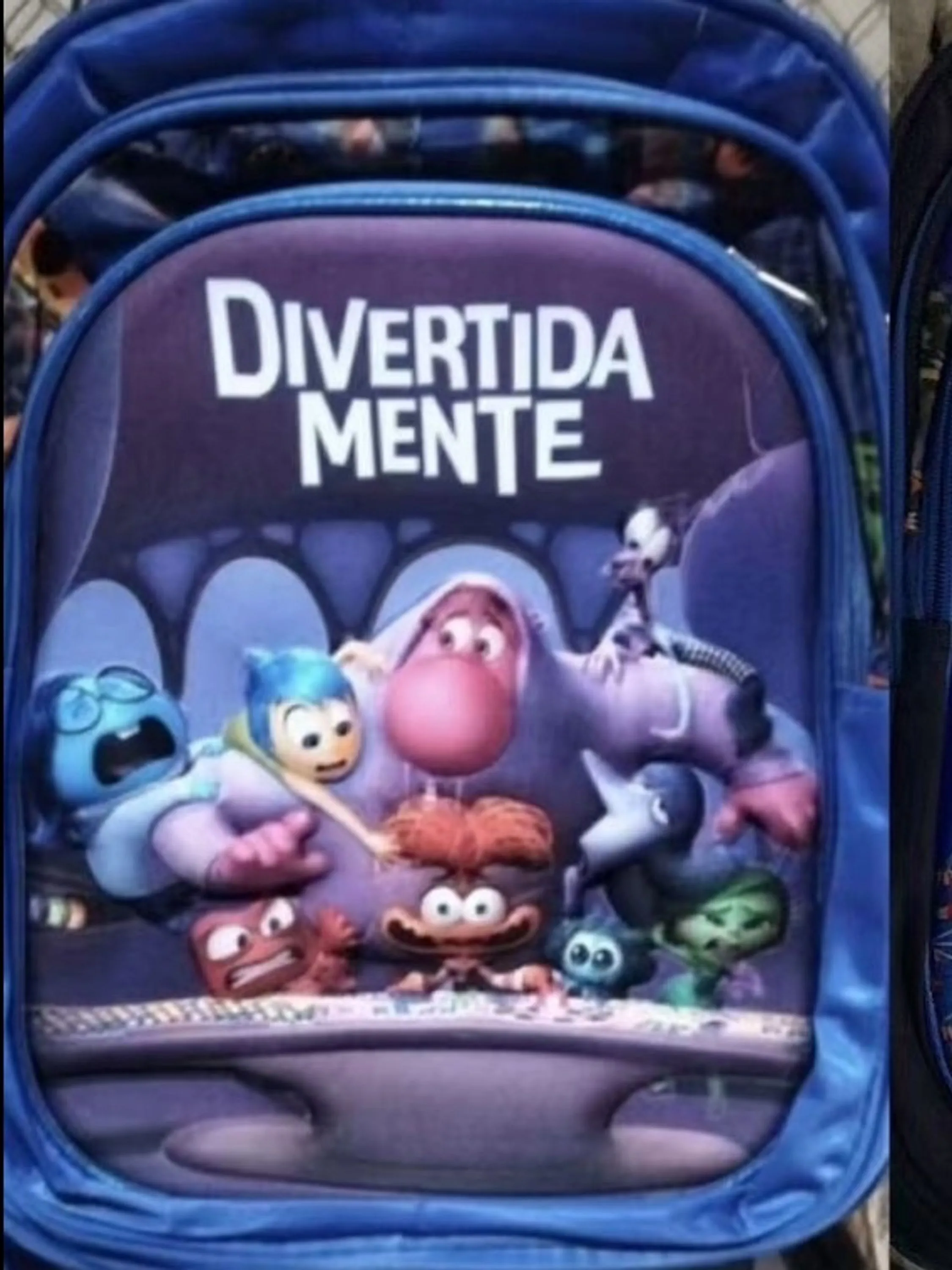 Mochila divertidamente