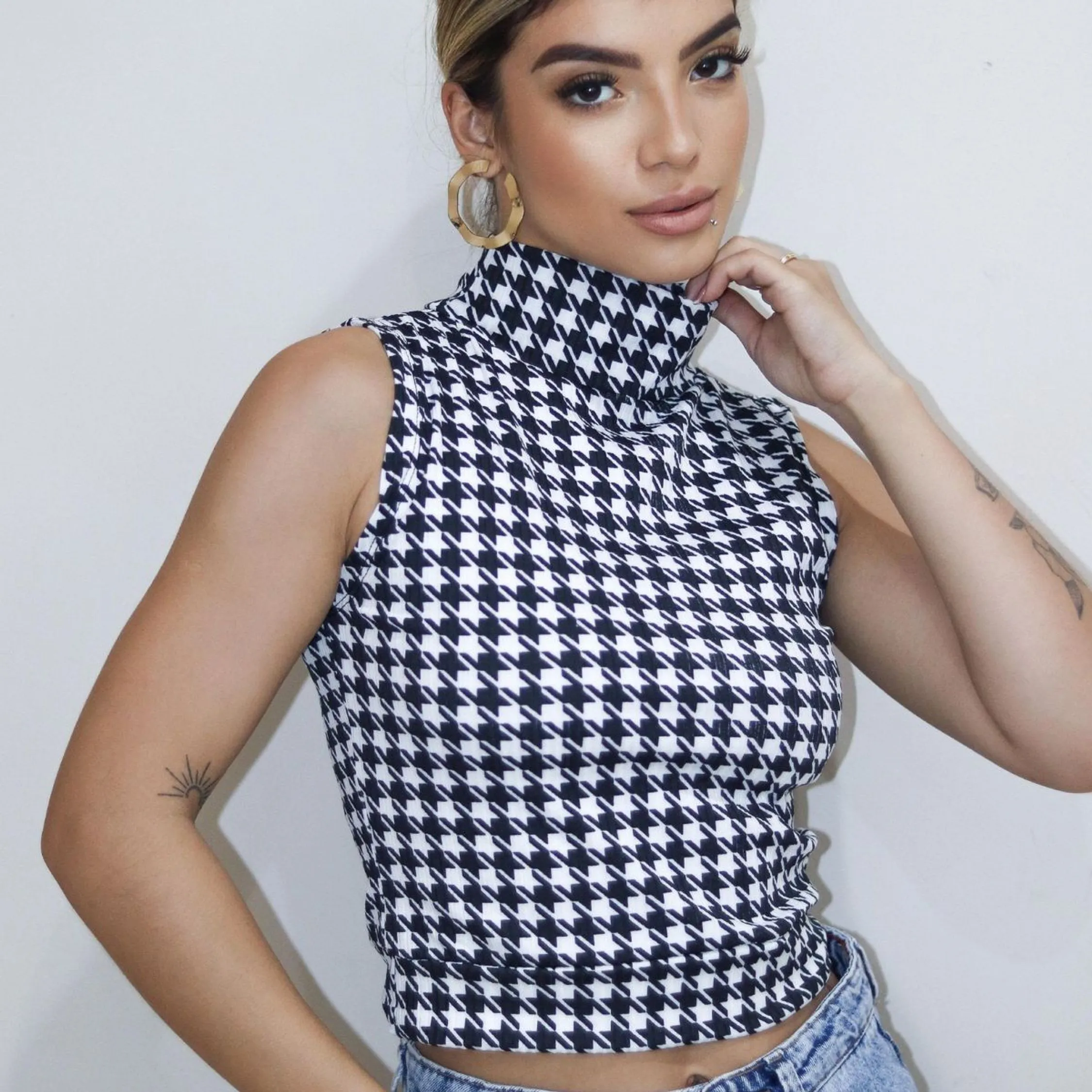 Cropped Feminino  Gola Alta Regata Básico Canelado Moda Gringa