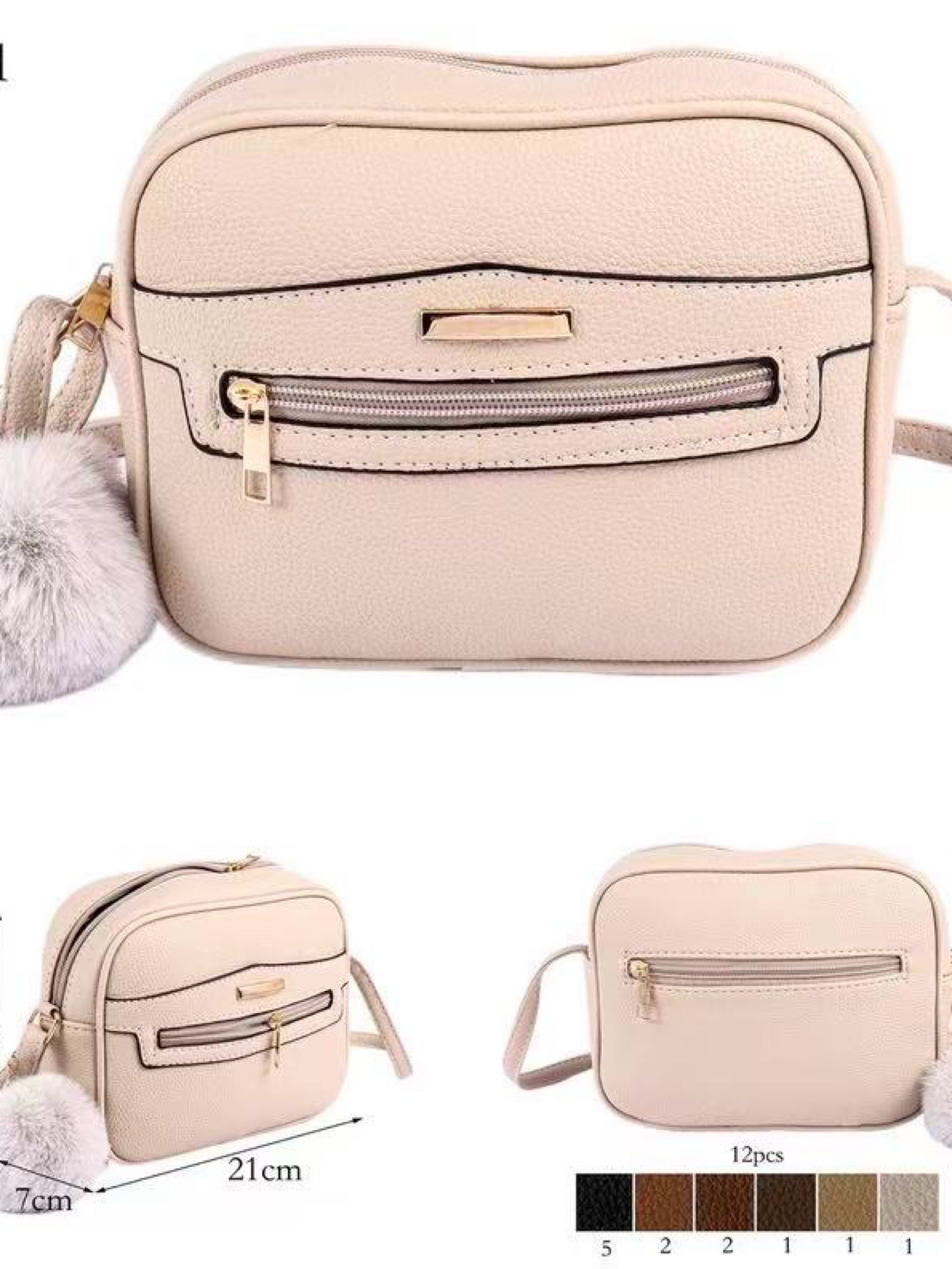 Bolsinha transversal com pompom CYC-2501