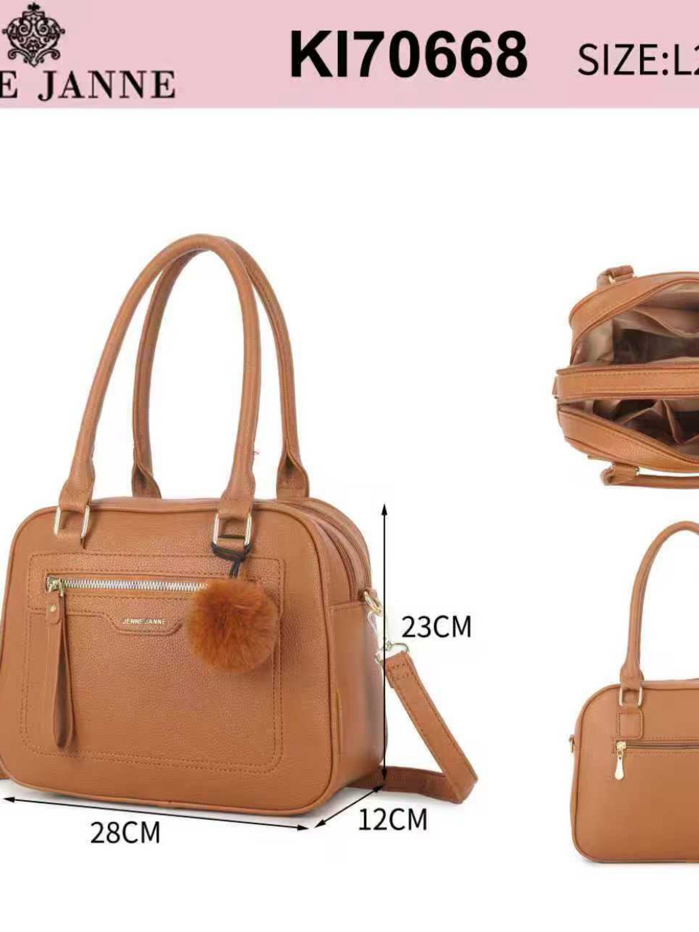 Bolsa média com dois zíper de cima e com pompom KI70668