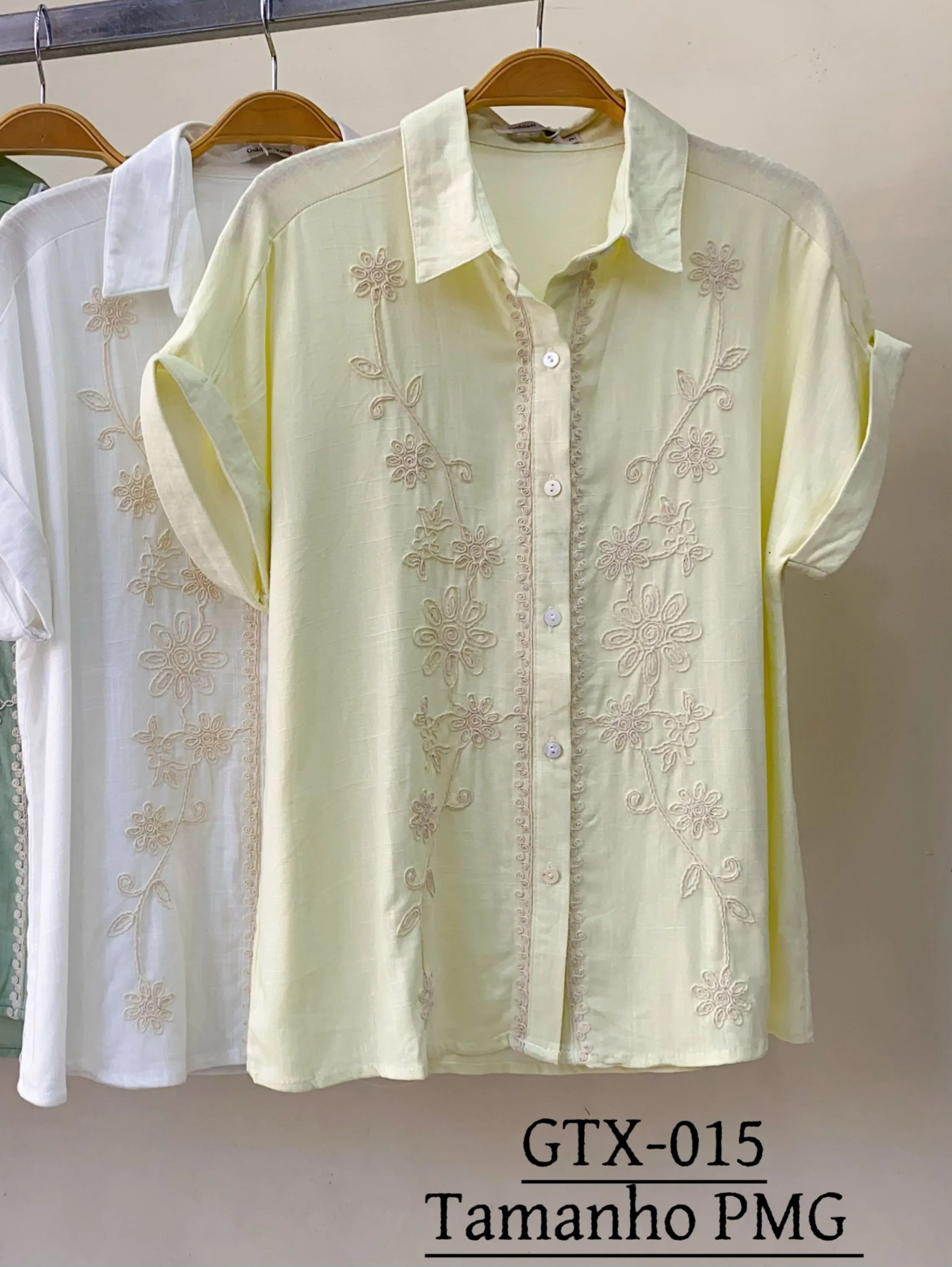 Camisa feminino de linho bordado manga curta GTX-015