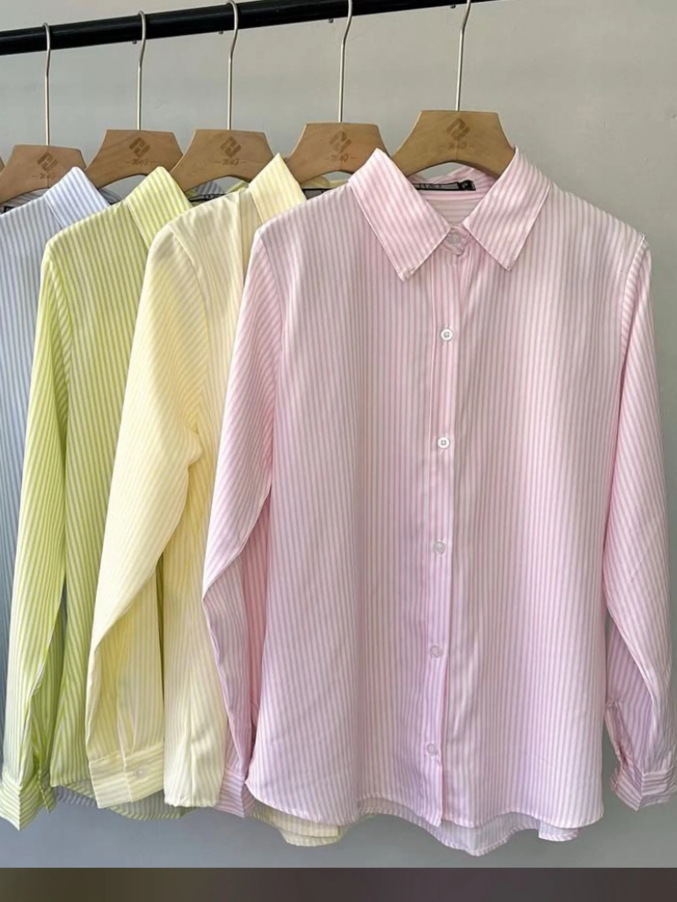 Camisa listrada fina manga longa feminina MÍMIUS 𝑀𝑜𝑑𝑎