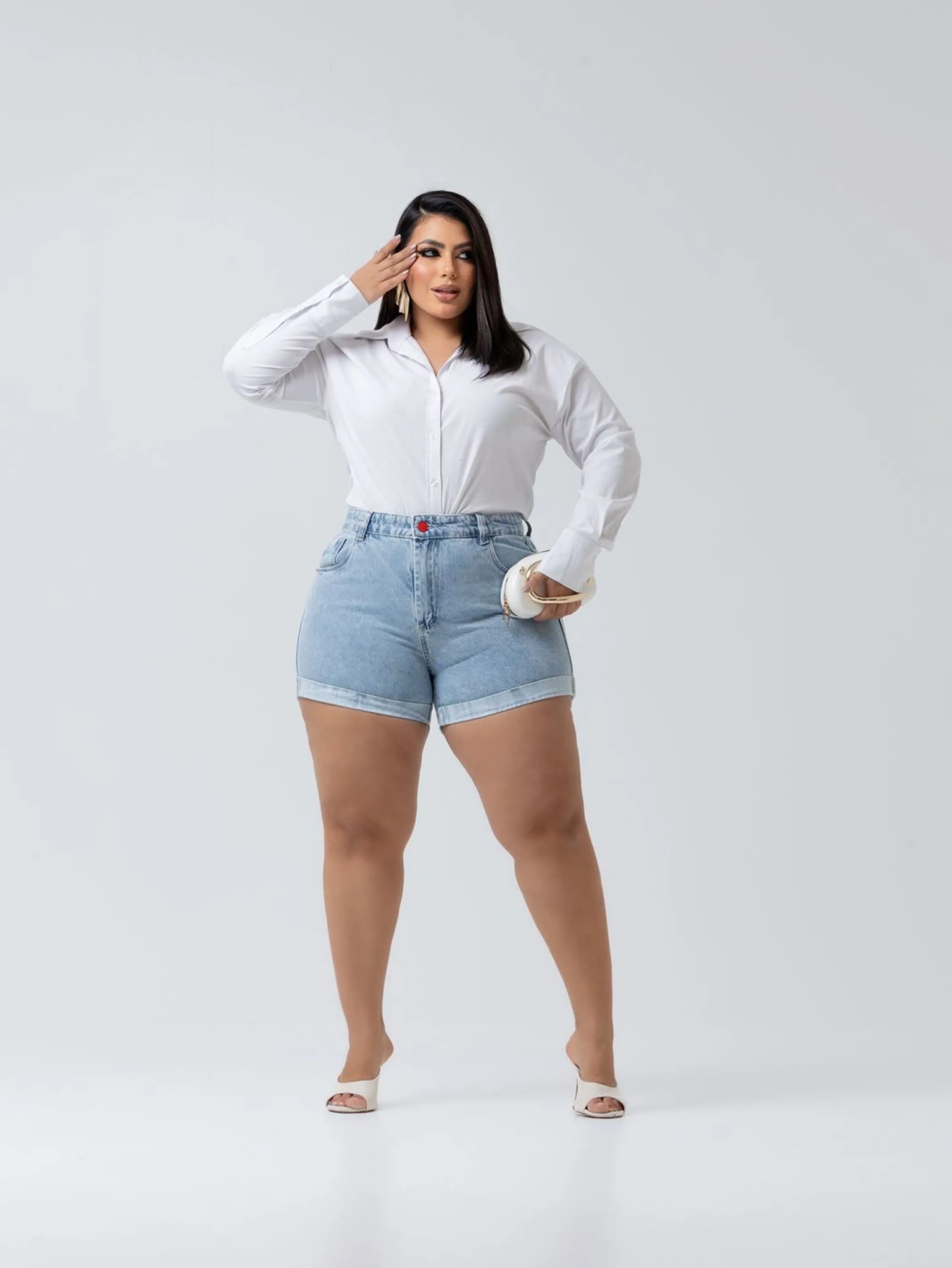 Short jeans feminino plus size