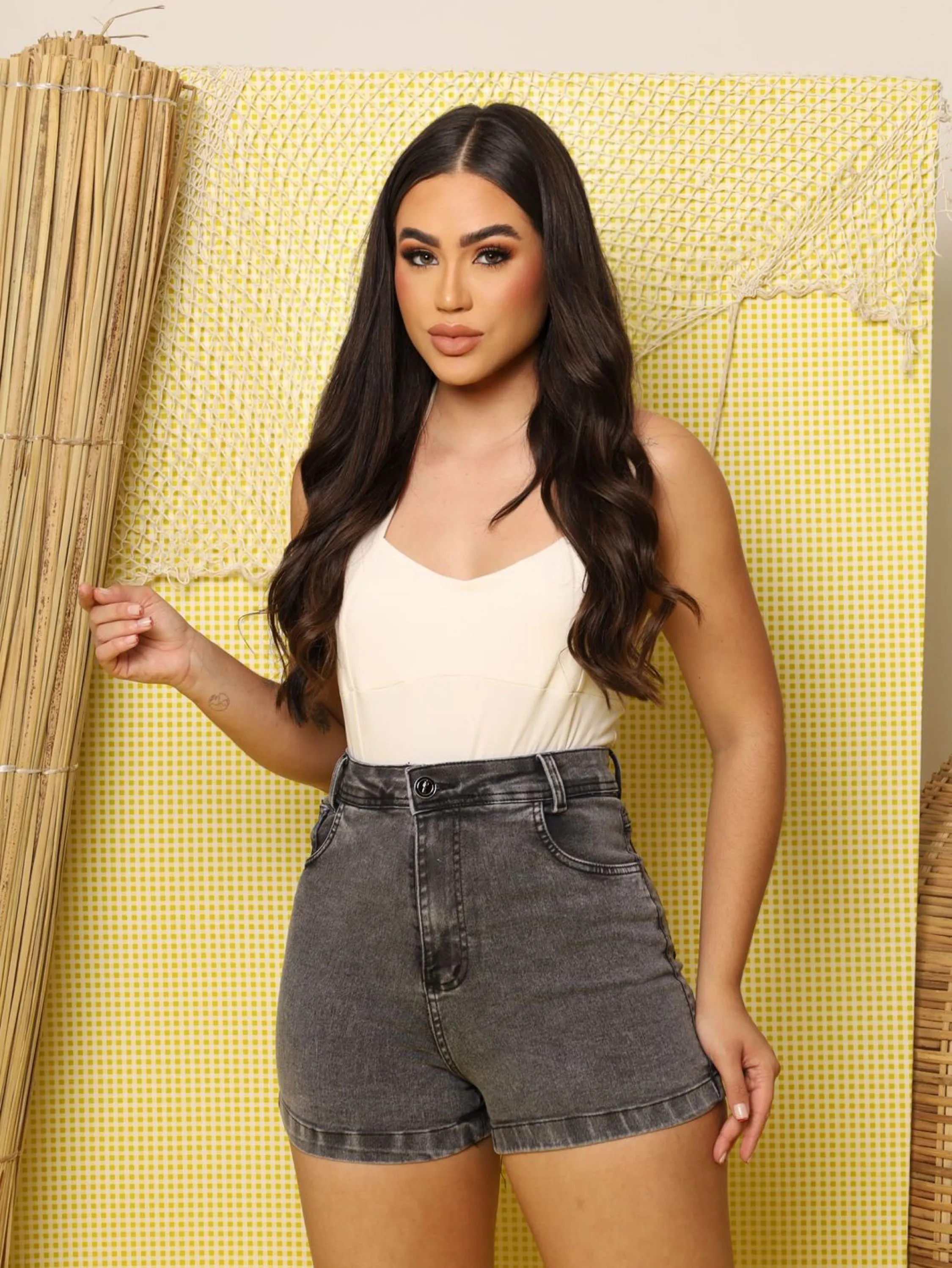 Short jeans feminino