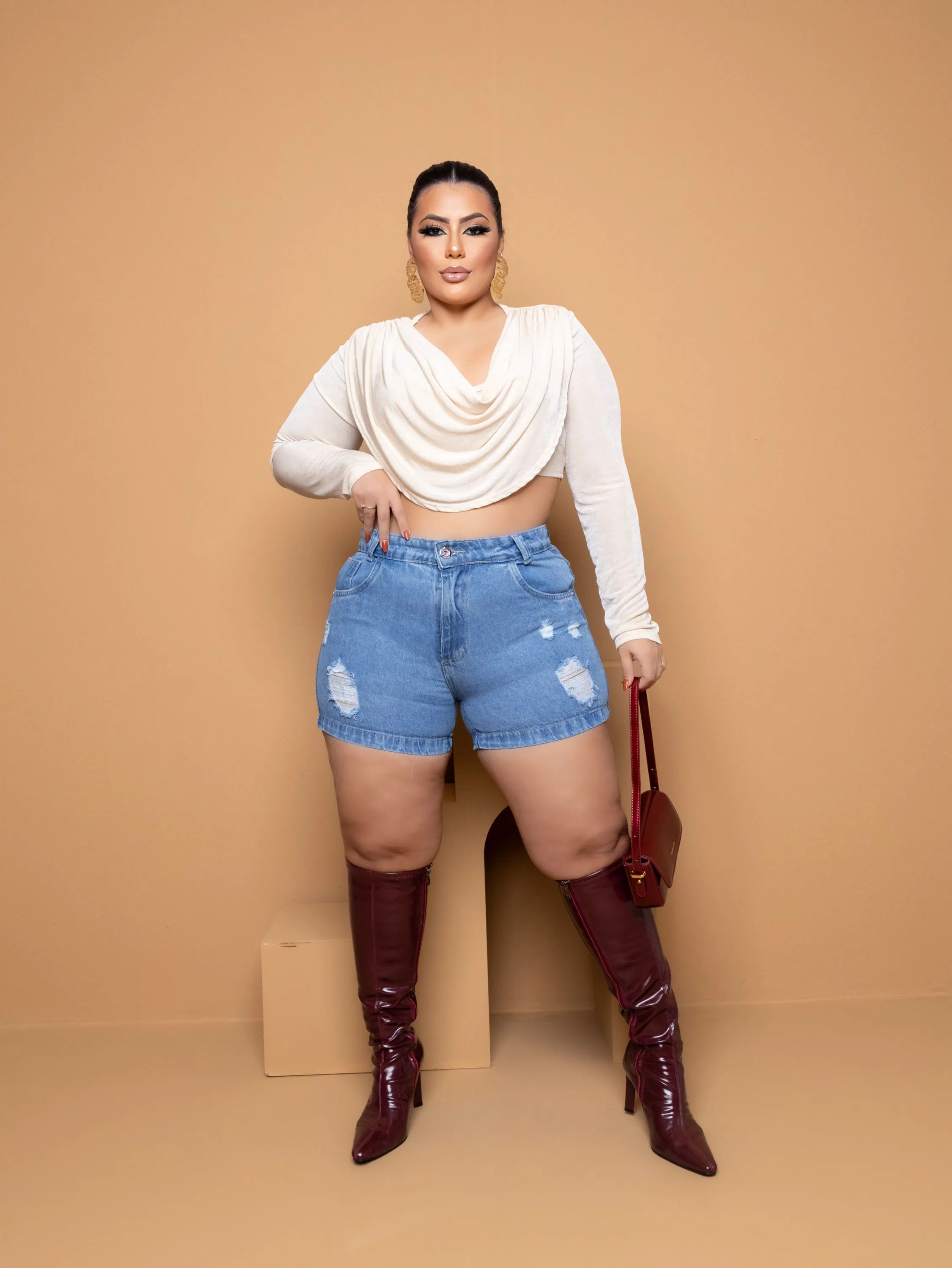 Short jeans feminino plus size