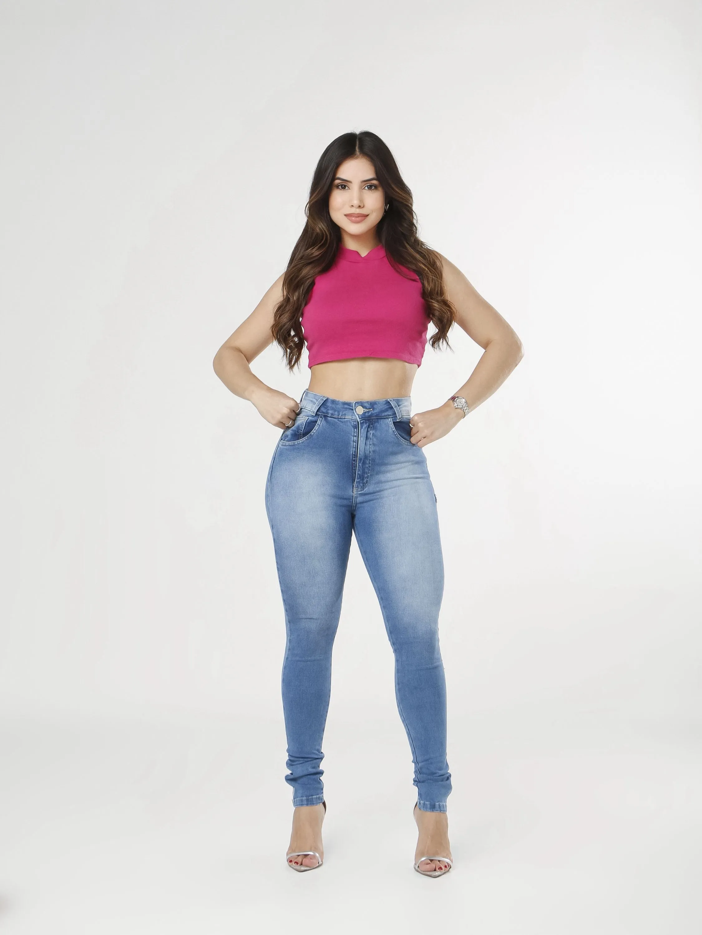 Calça skinny jeans feminina