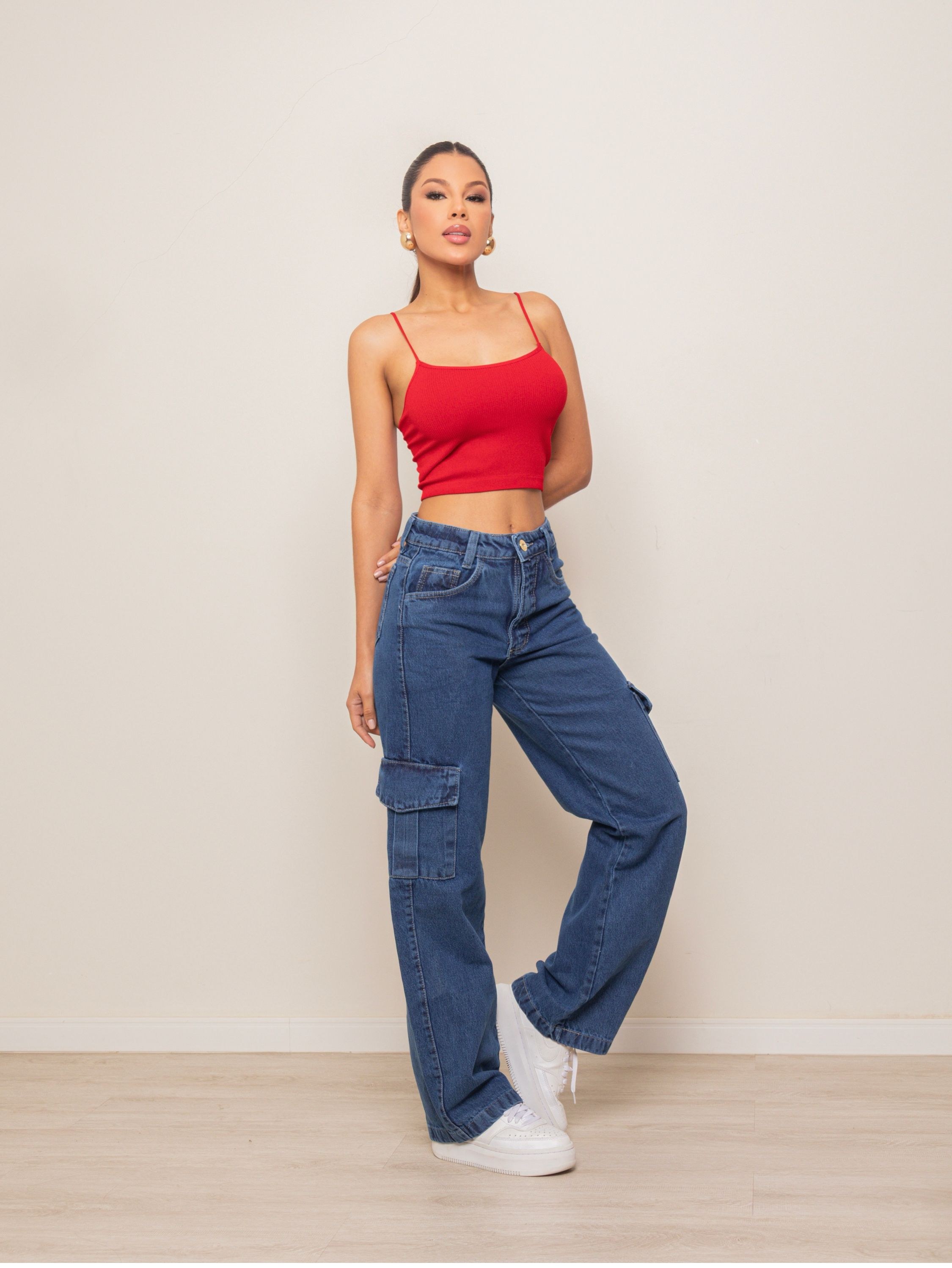 Calça wide leg cargo jeans feminina