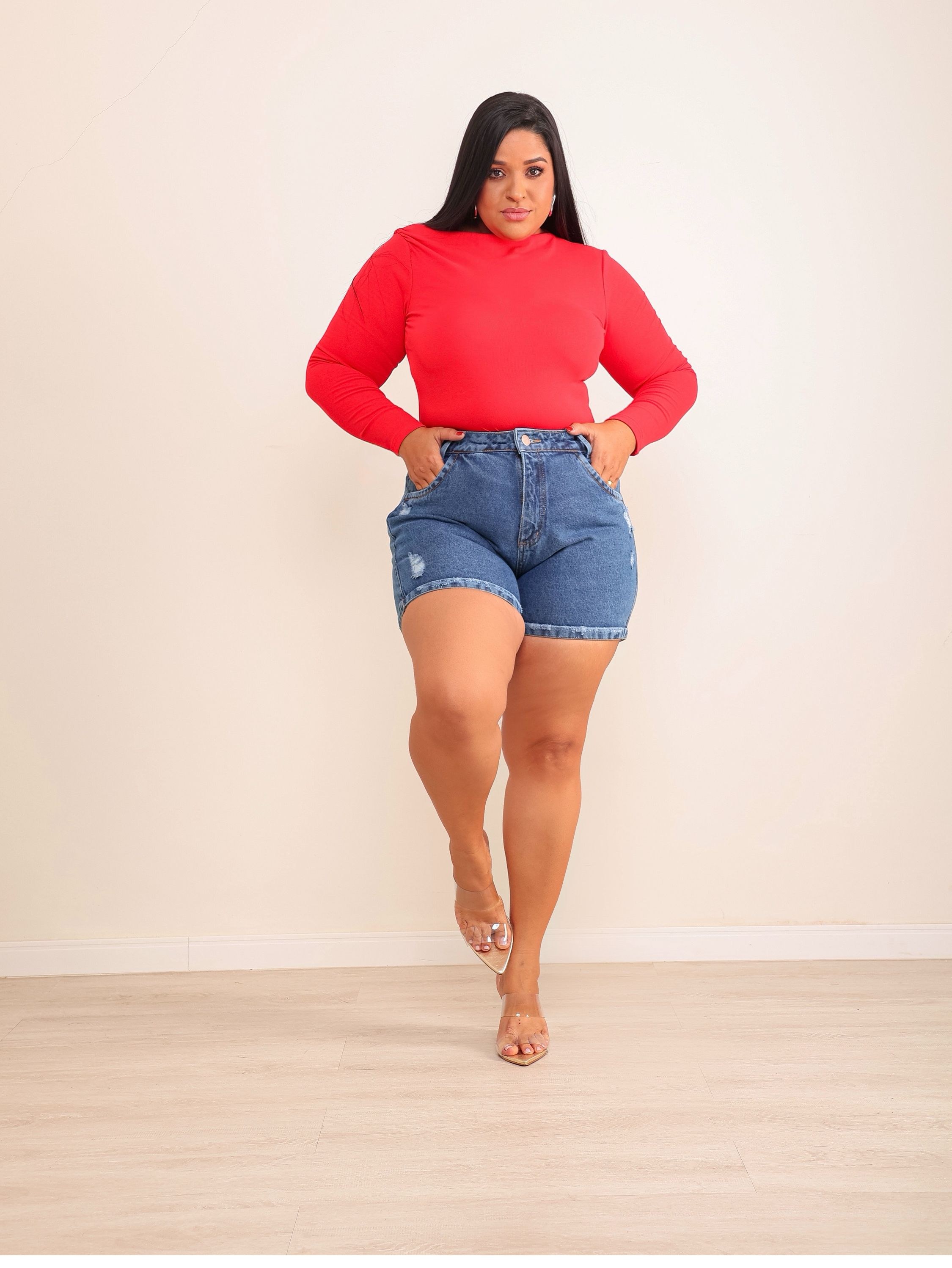 Short jeans feminino plus size