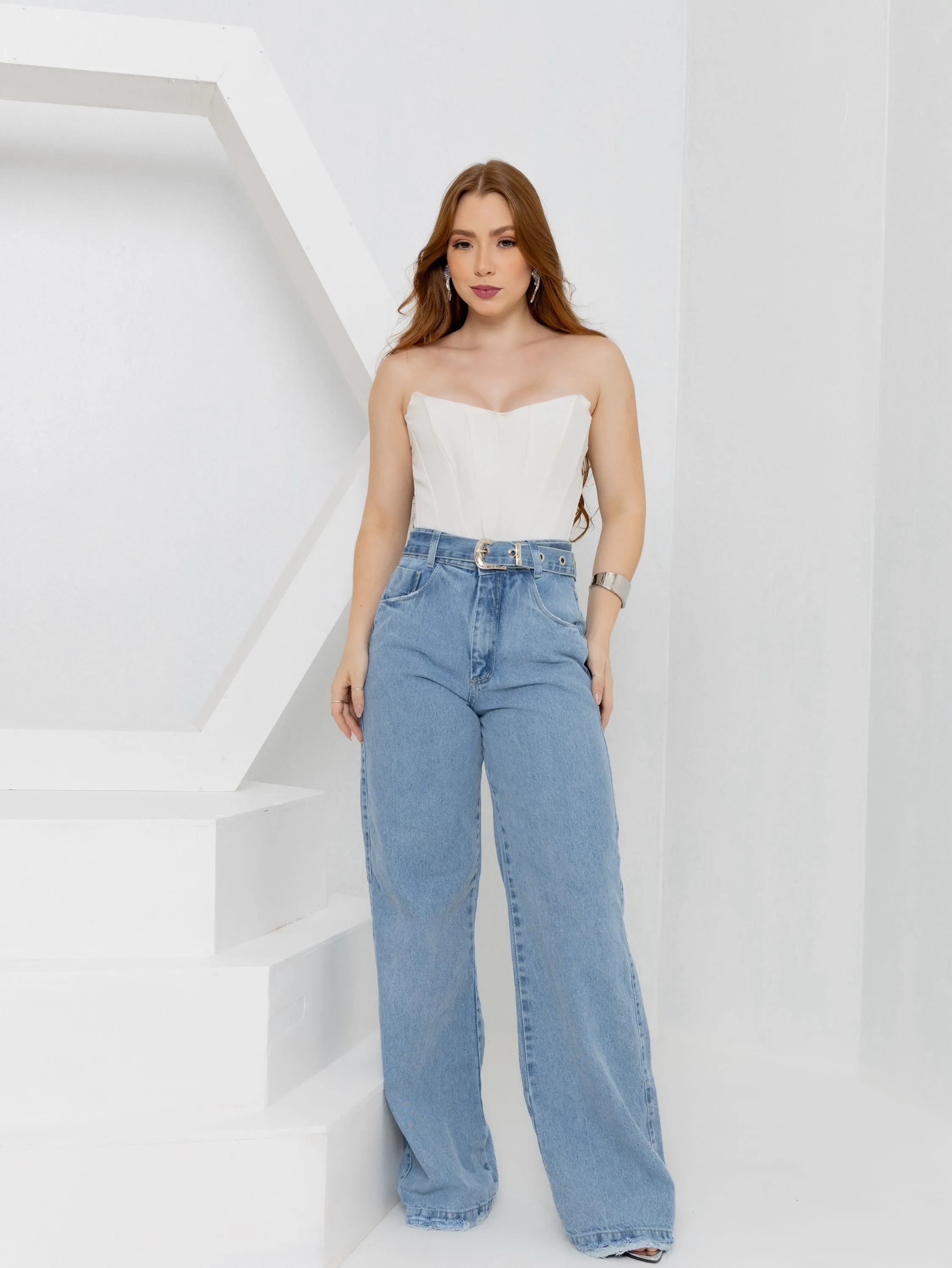 Calça wide leg jeans feminina com cinto