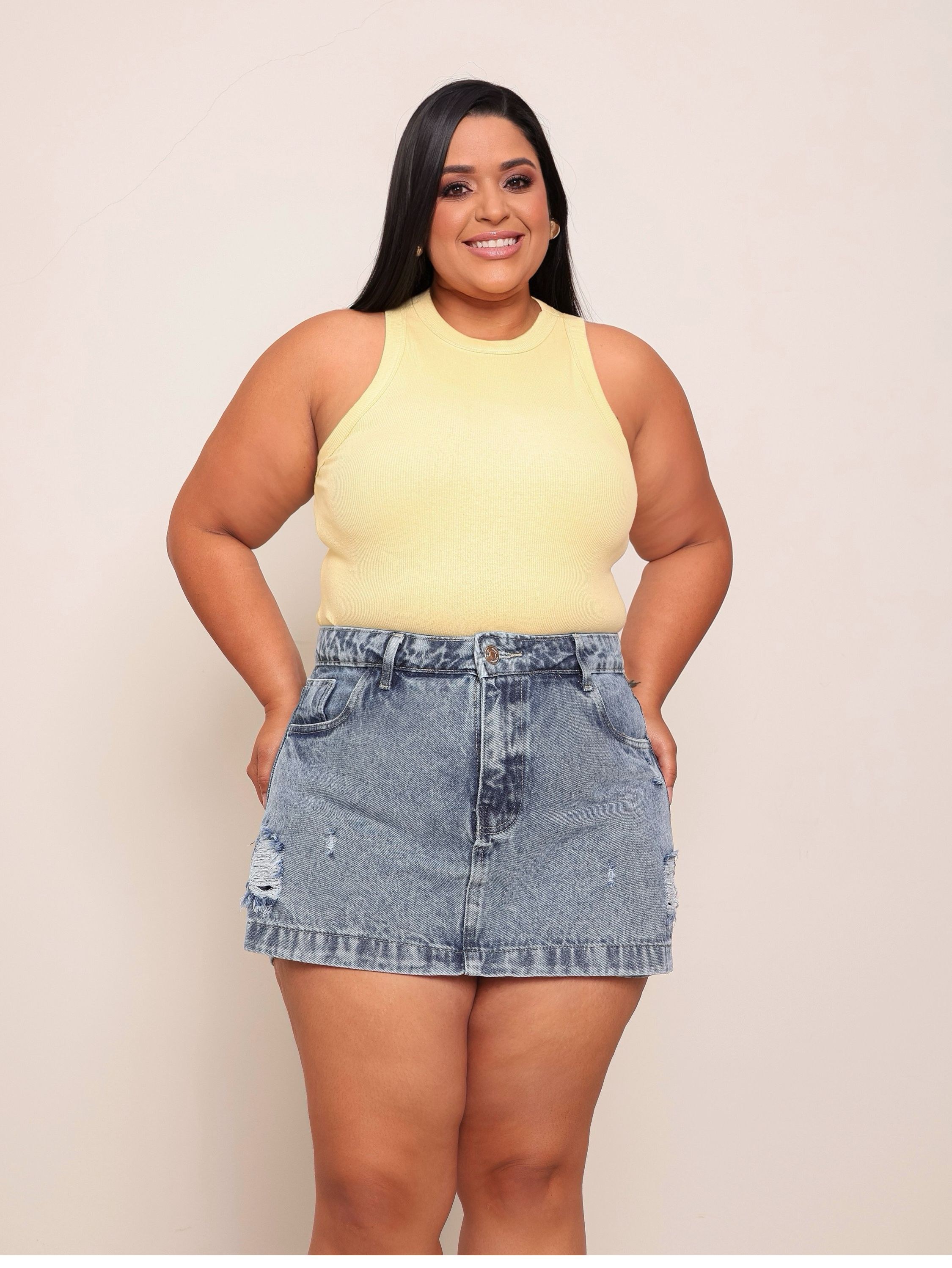 Short saia jeans feminino plus size