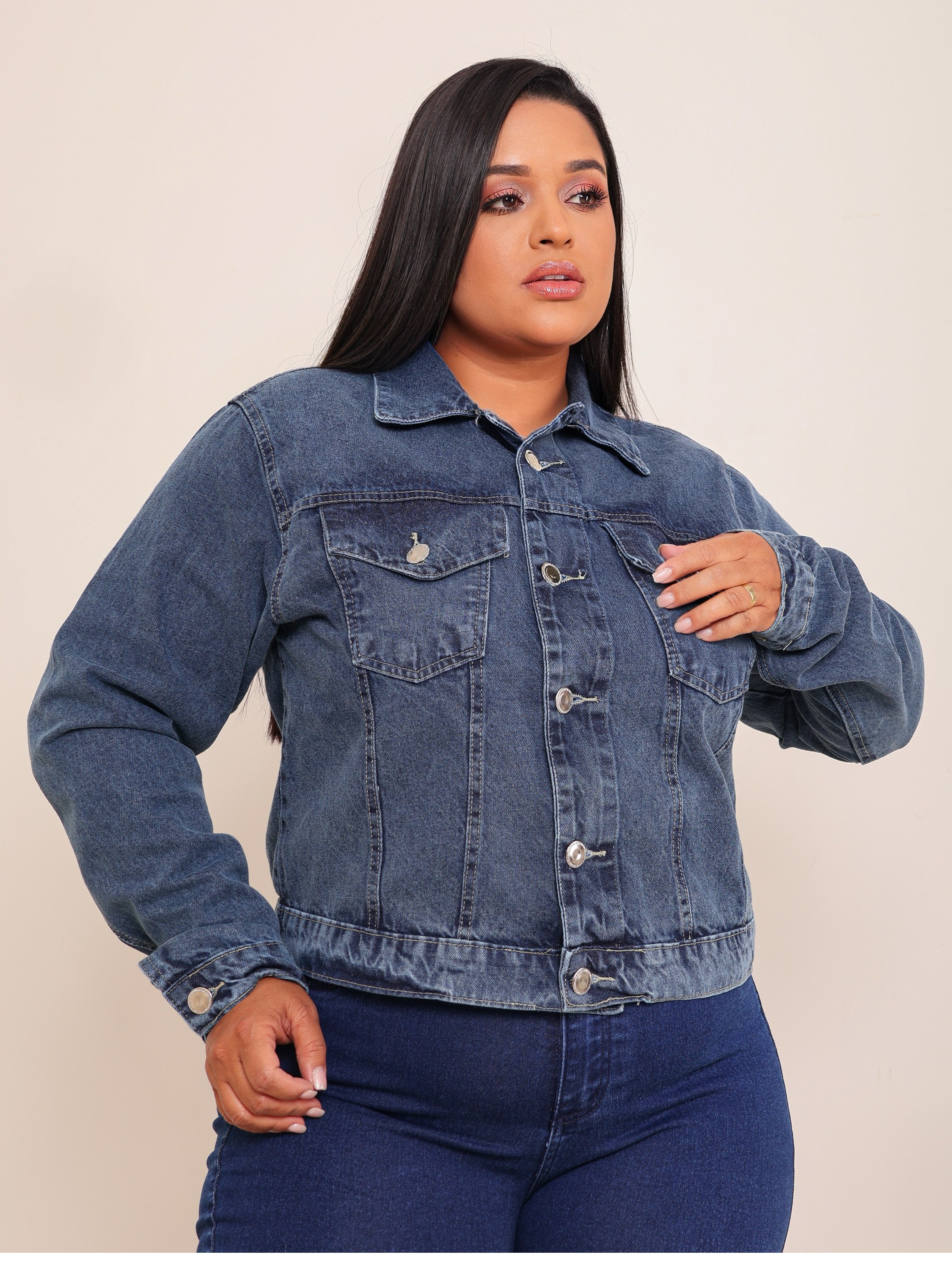 Jaqueta jeans feminina plus size