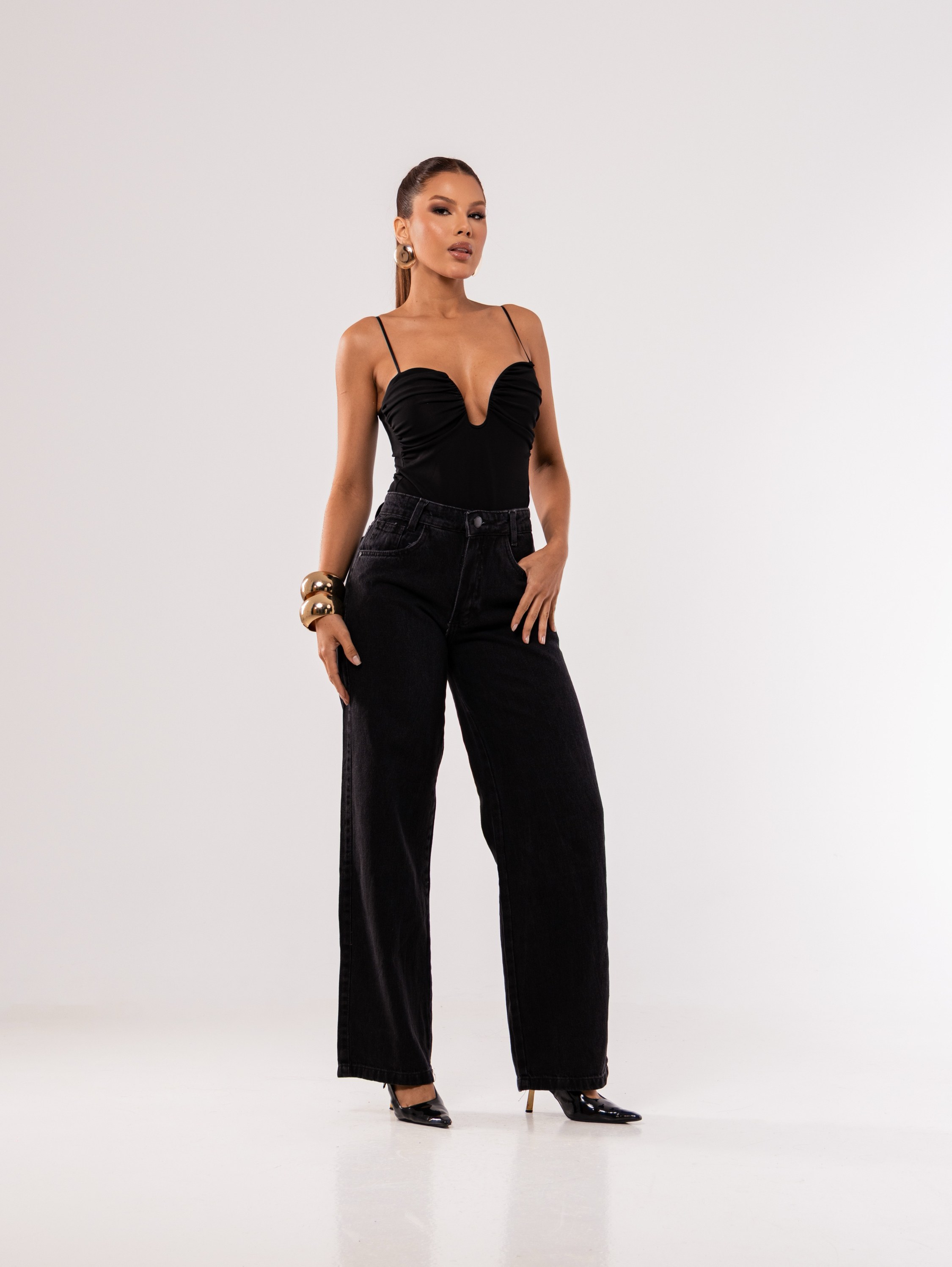 Calça wide leg jeans feminina