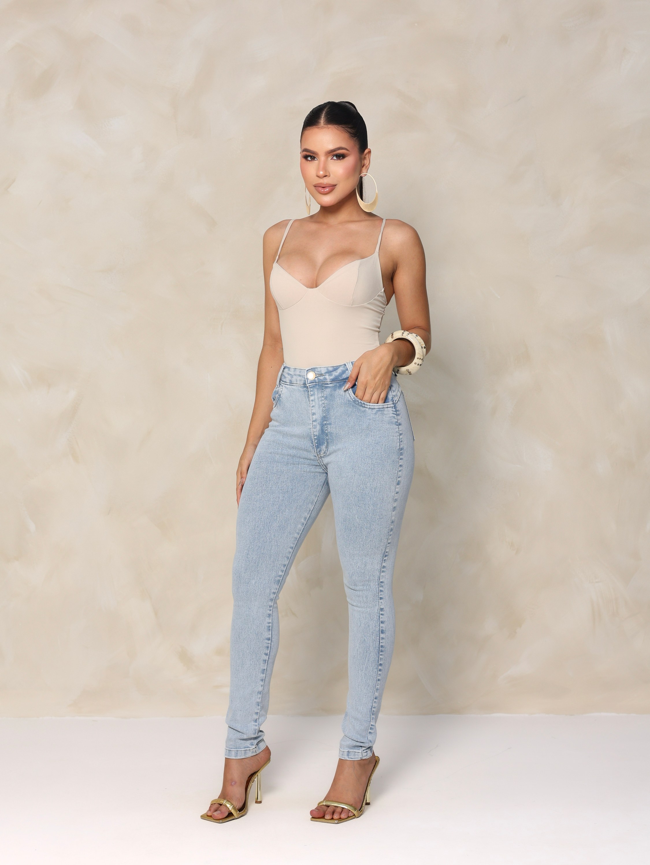 Calça skinny jeans feminina