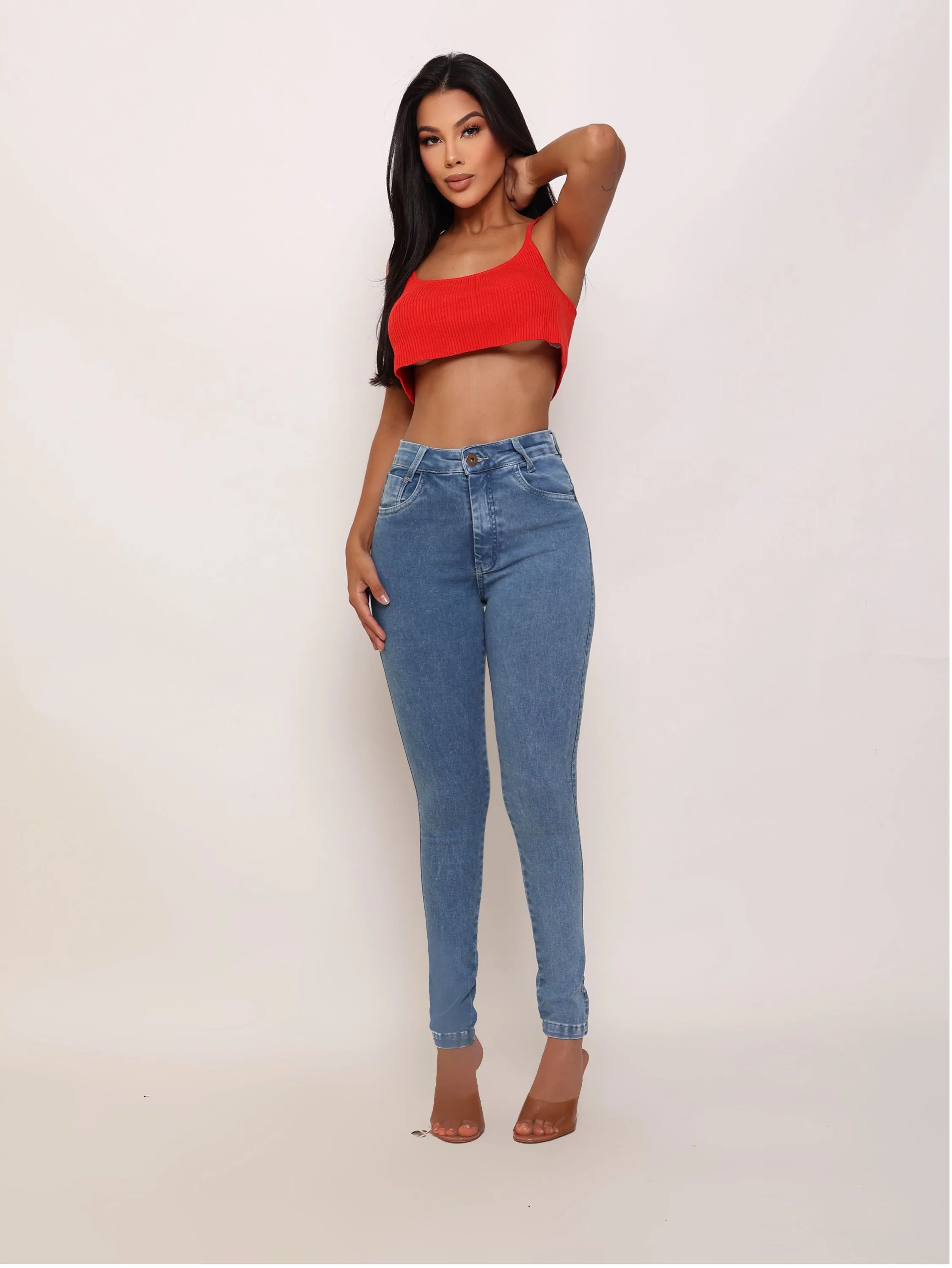 Calça skinny jeans feminina