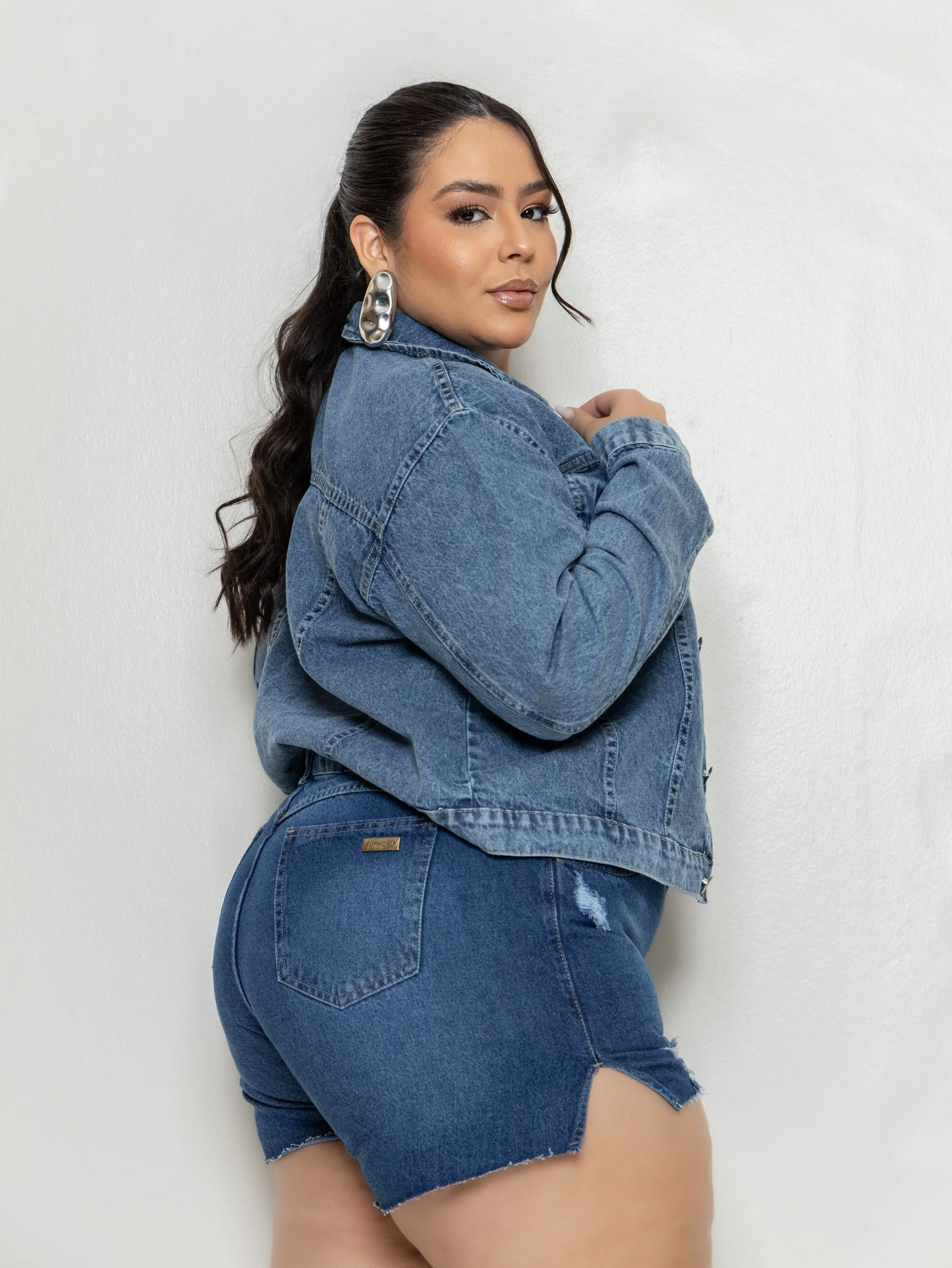 Jaqueta jeans feminina plus size