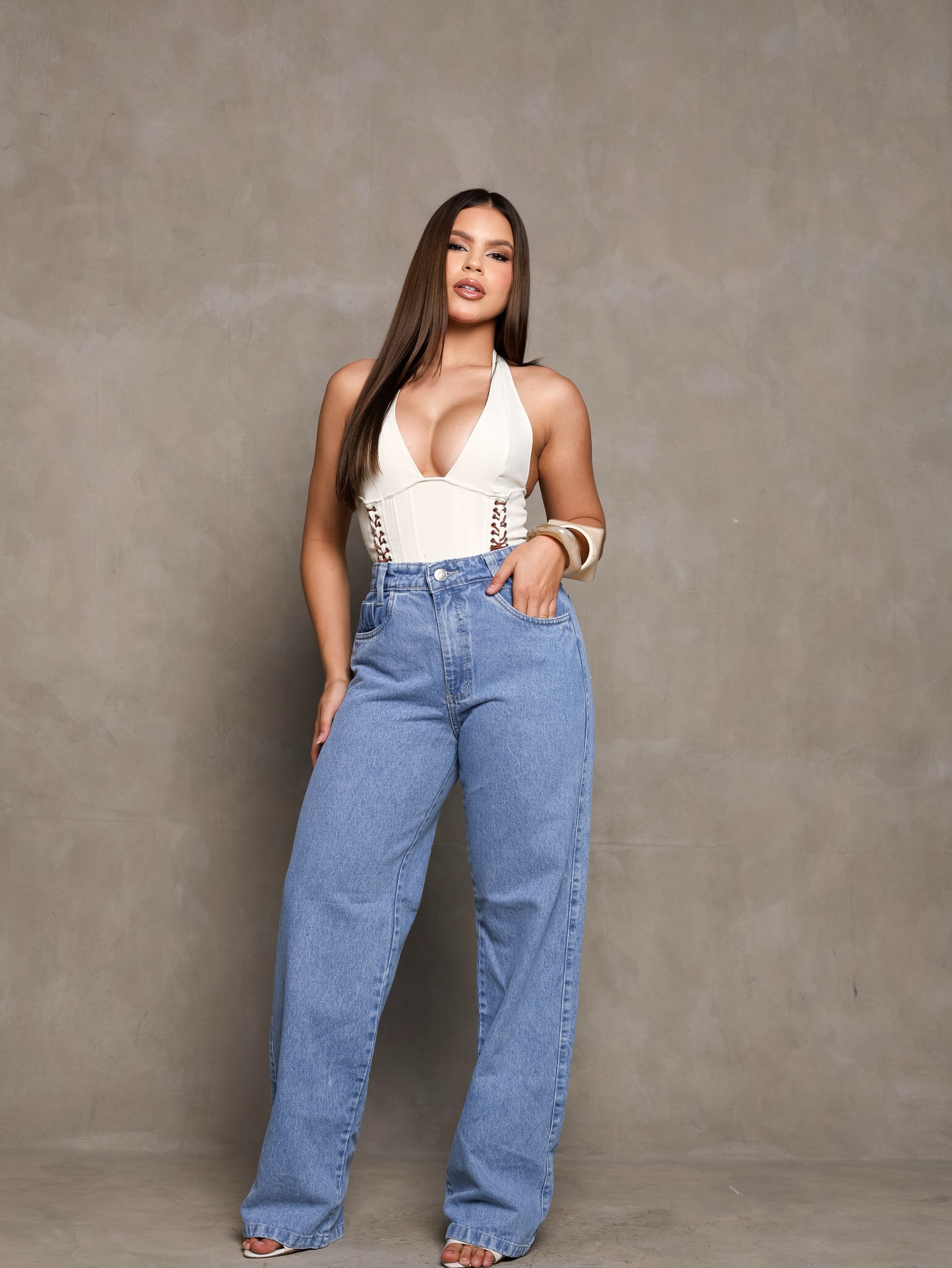 Calça wide leg jeans feminina