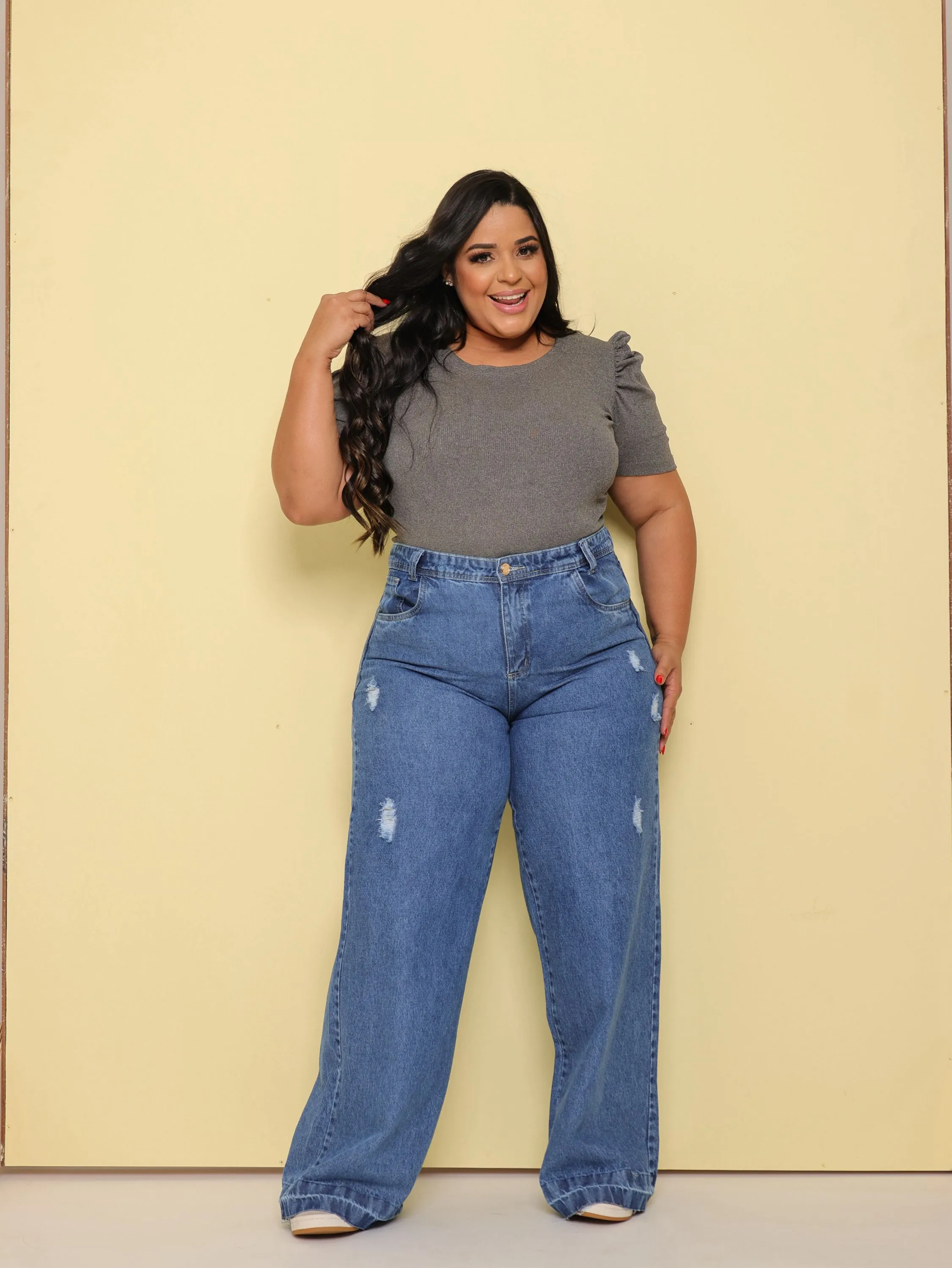 Calça wide leg jeans feminina plus size