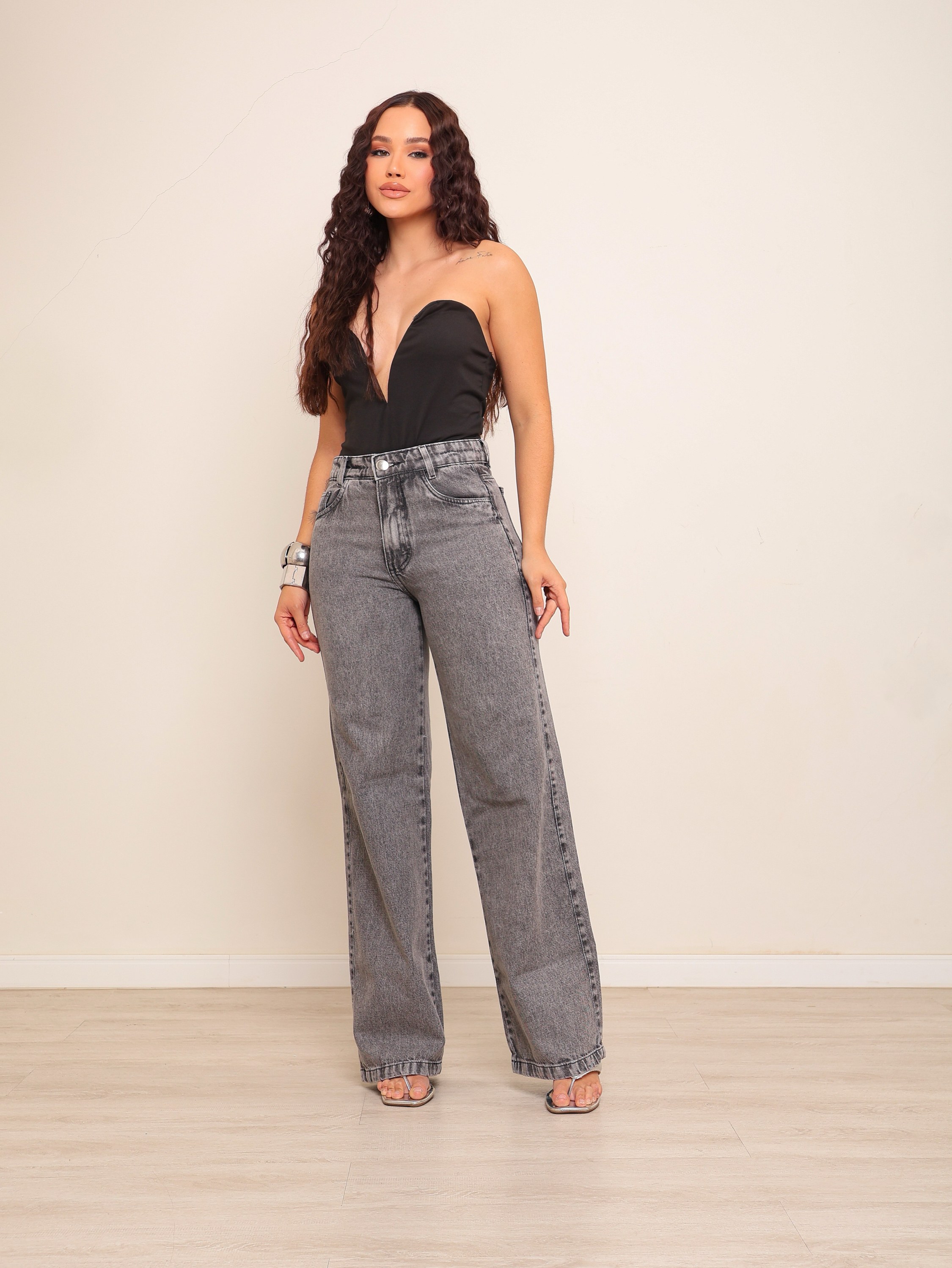 Calça wide leg jeans feminina