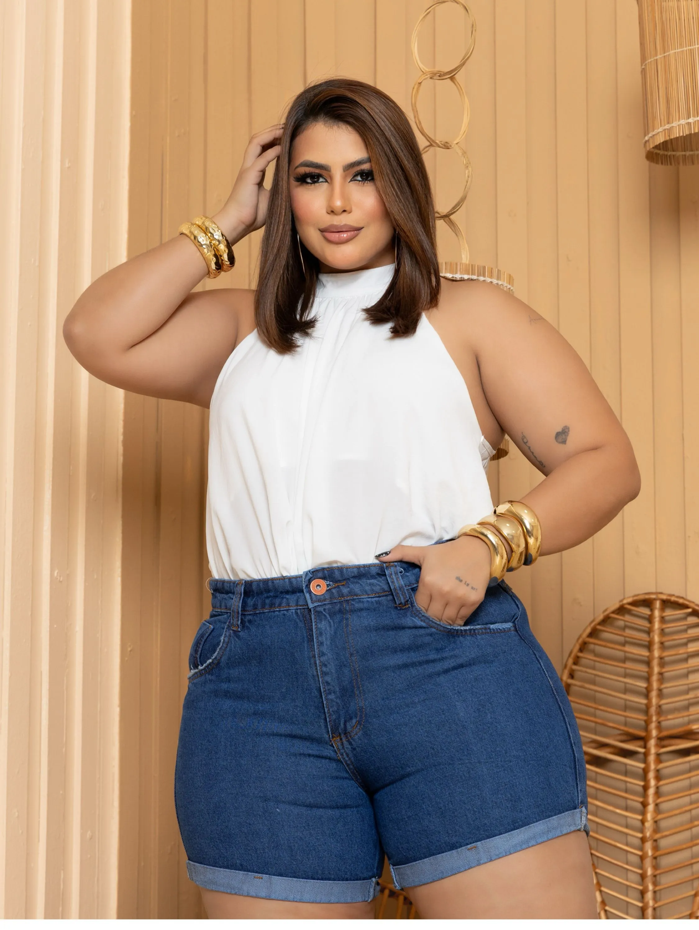 Short jeans feminino plus size