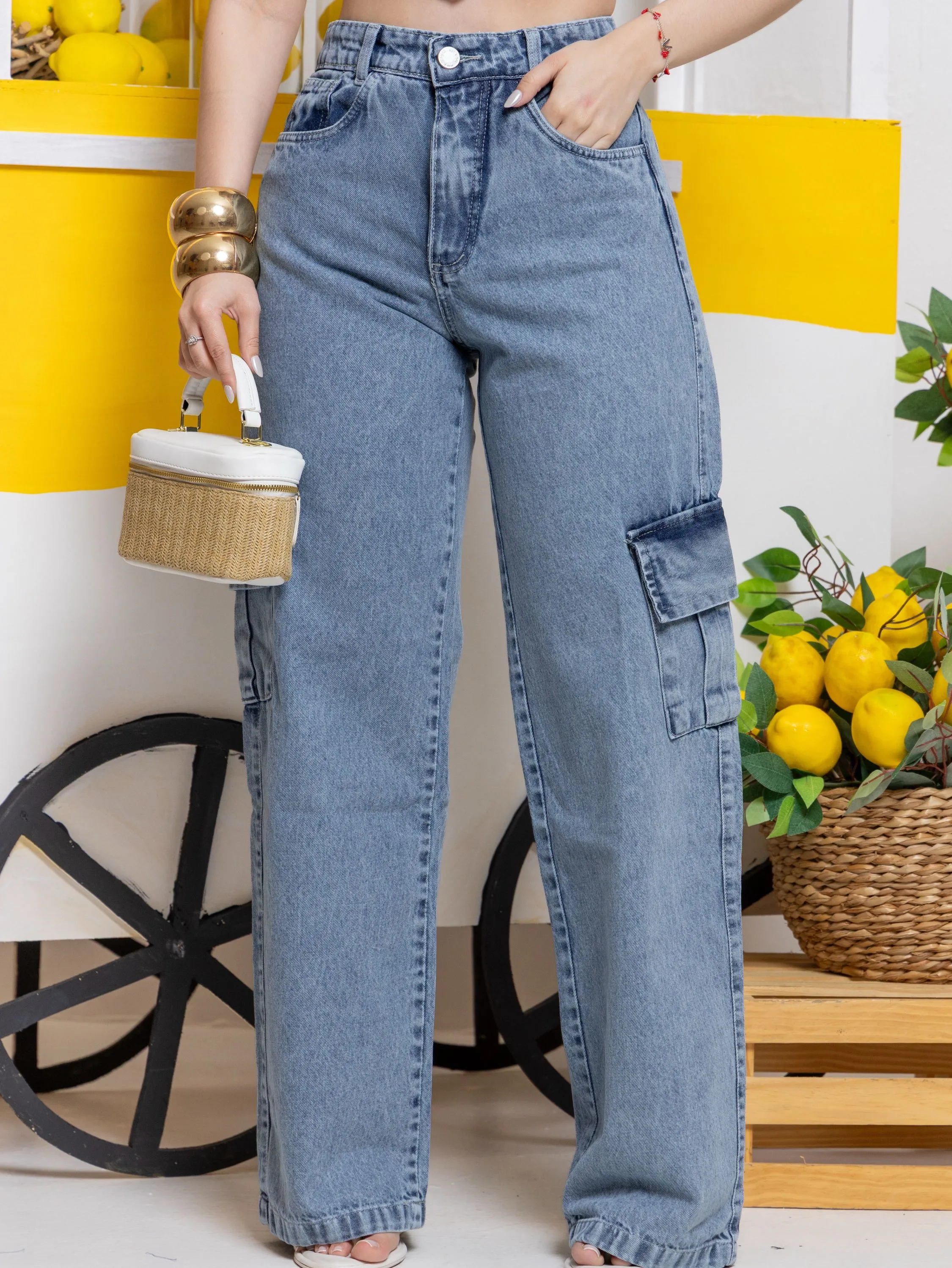 Calça wide leg cargo jeans feminina