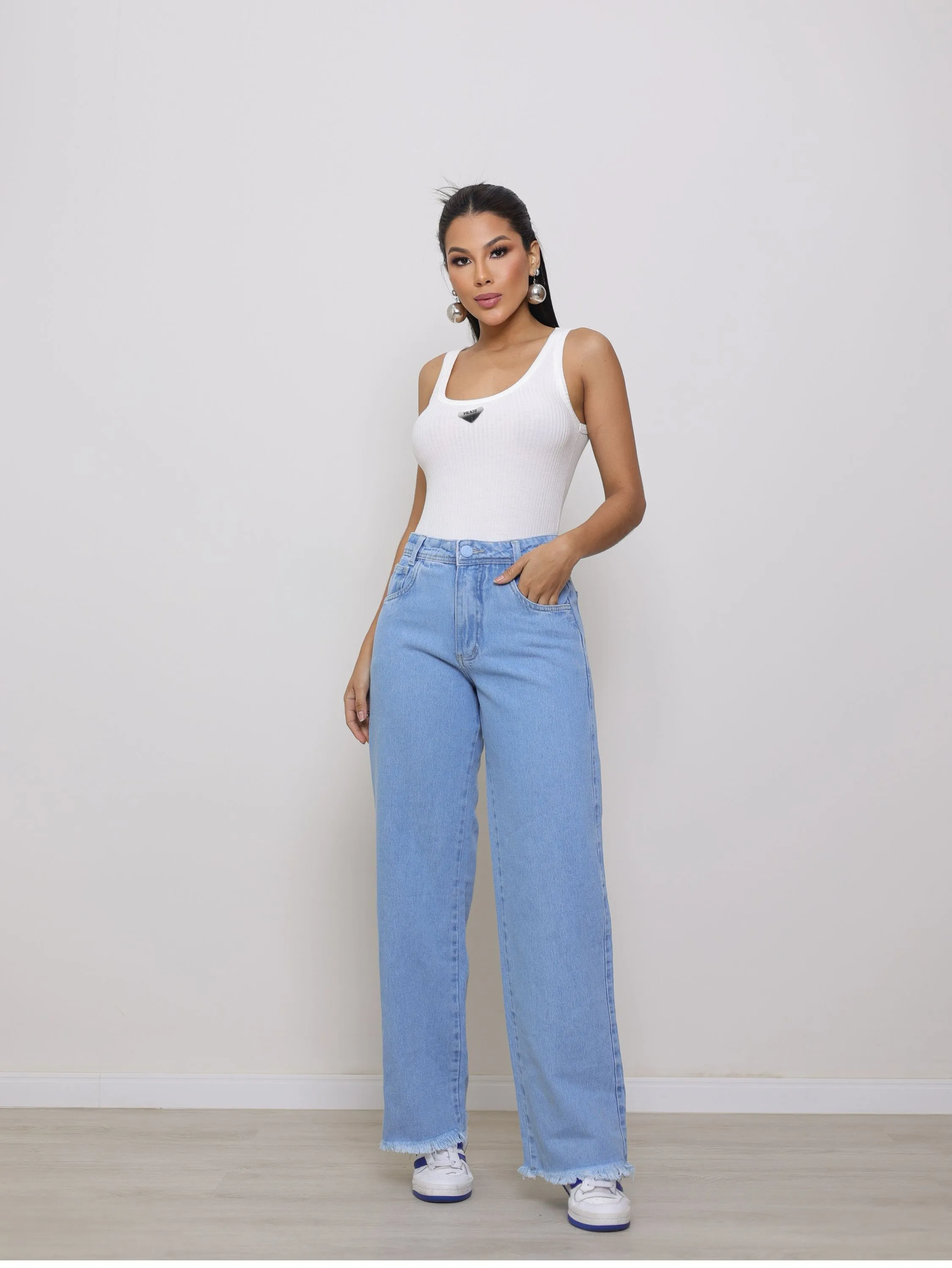 Calça wide leg jeans feminina