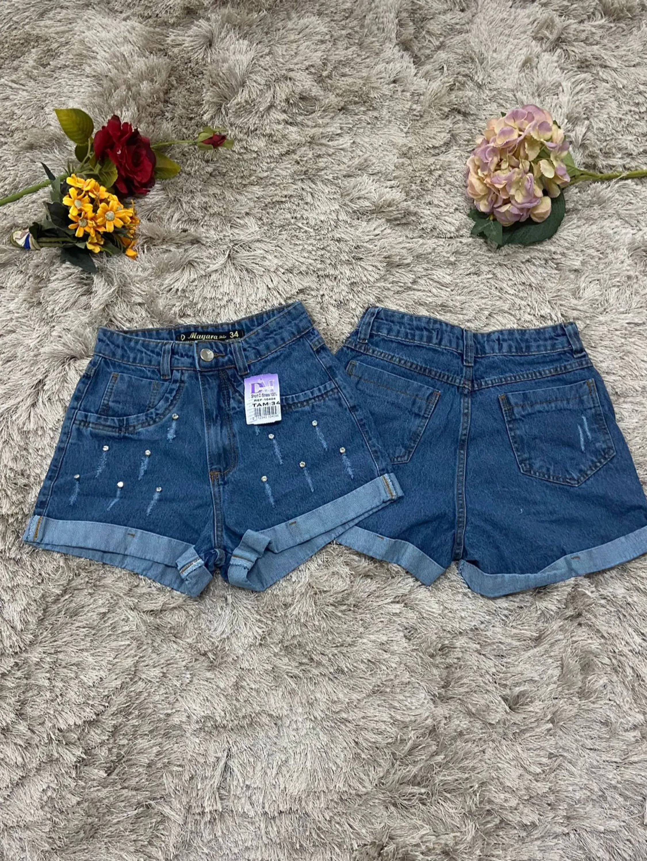 Short jeans feminino de strass