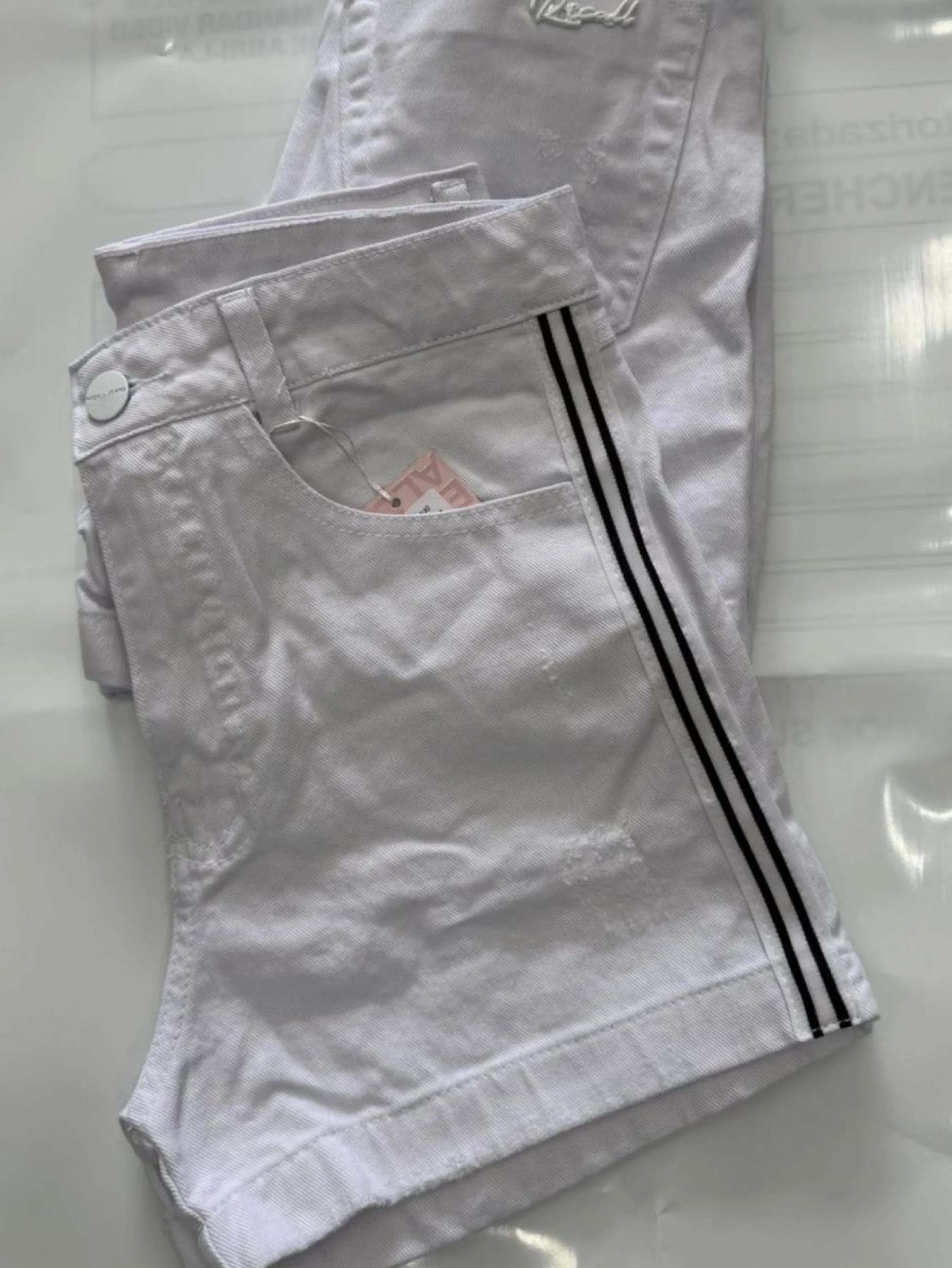 Short jeans feminino