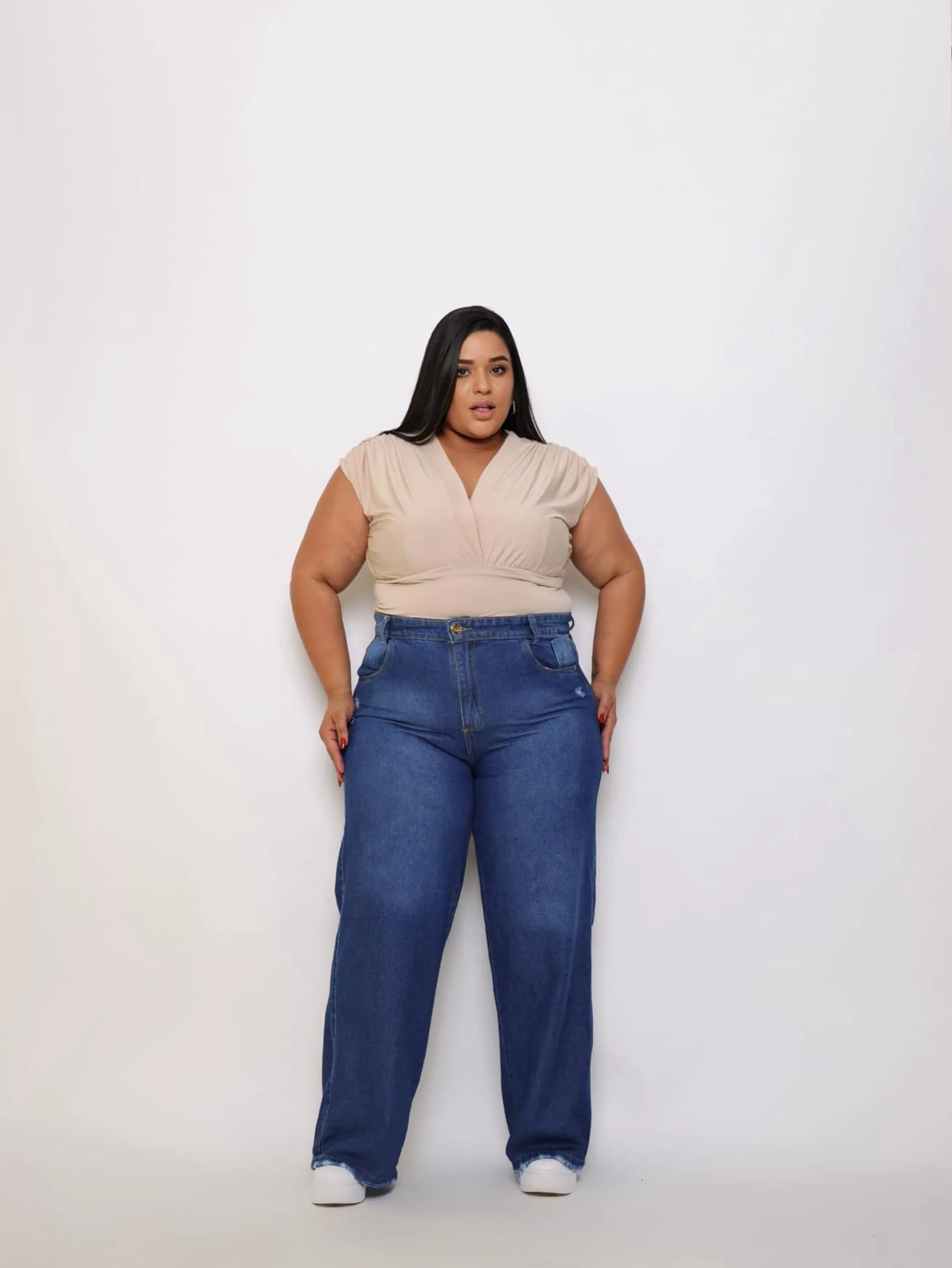 Calça wide leg jeans feminina plus size