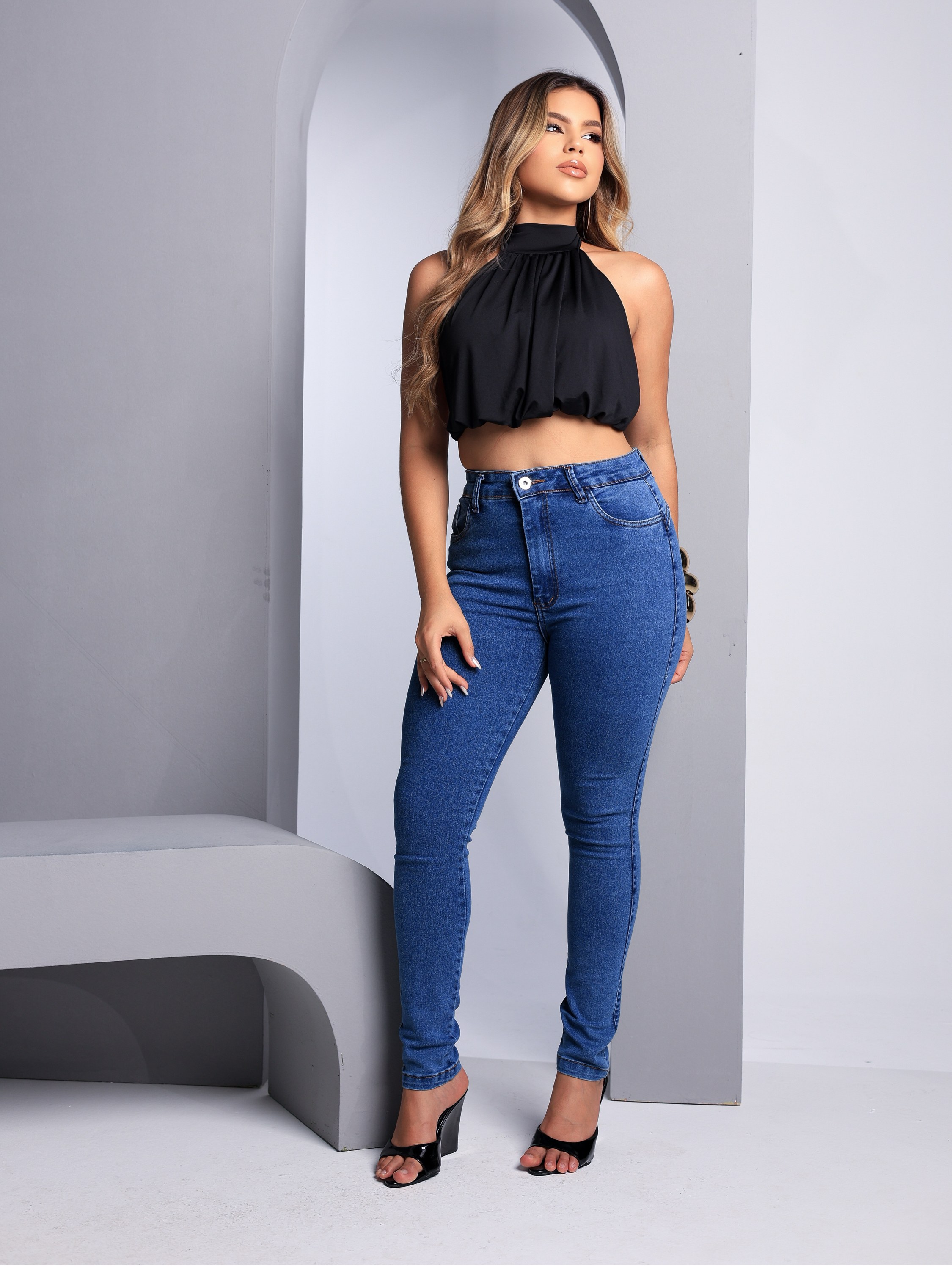 Calça skinny jeans feminina