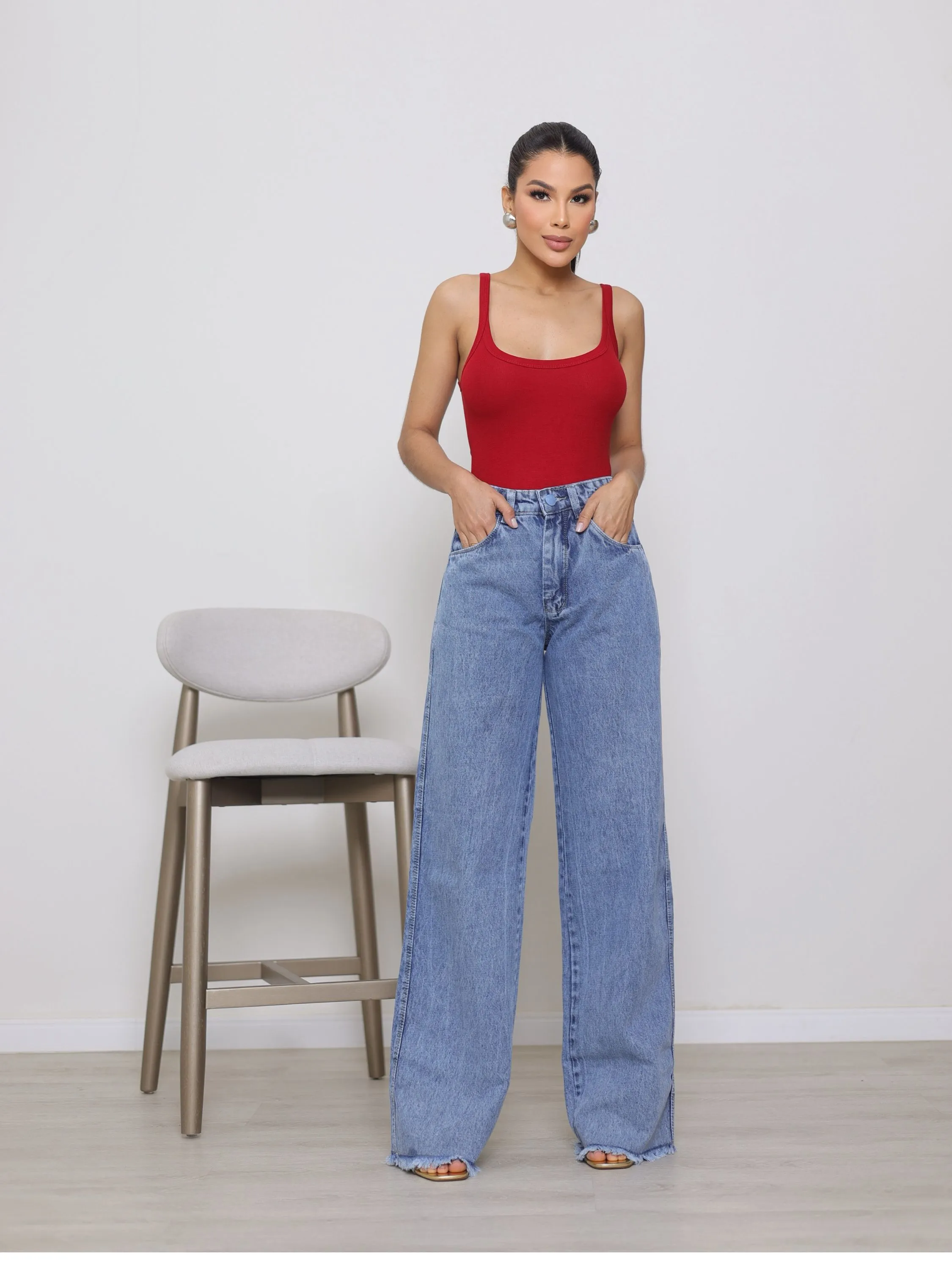 Calça wide leg jeans feminina