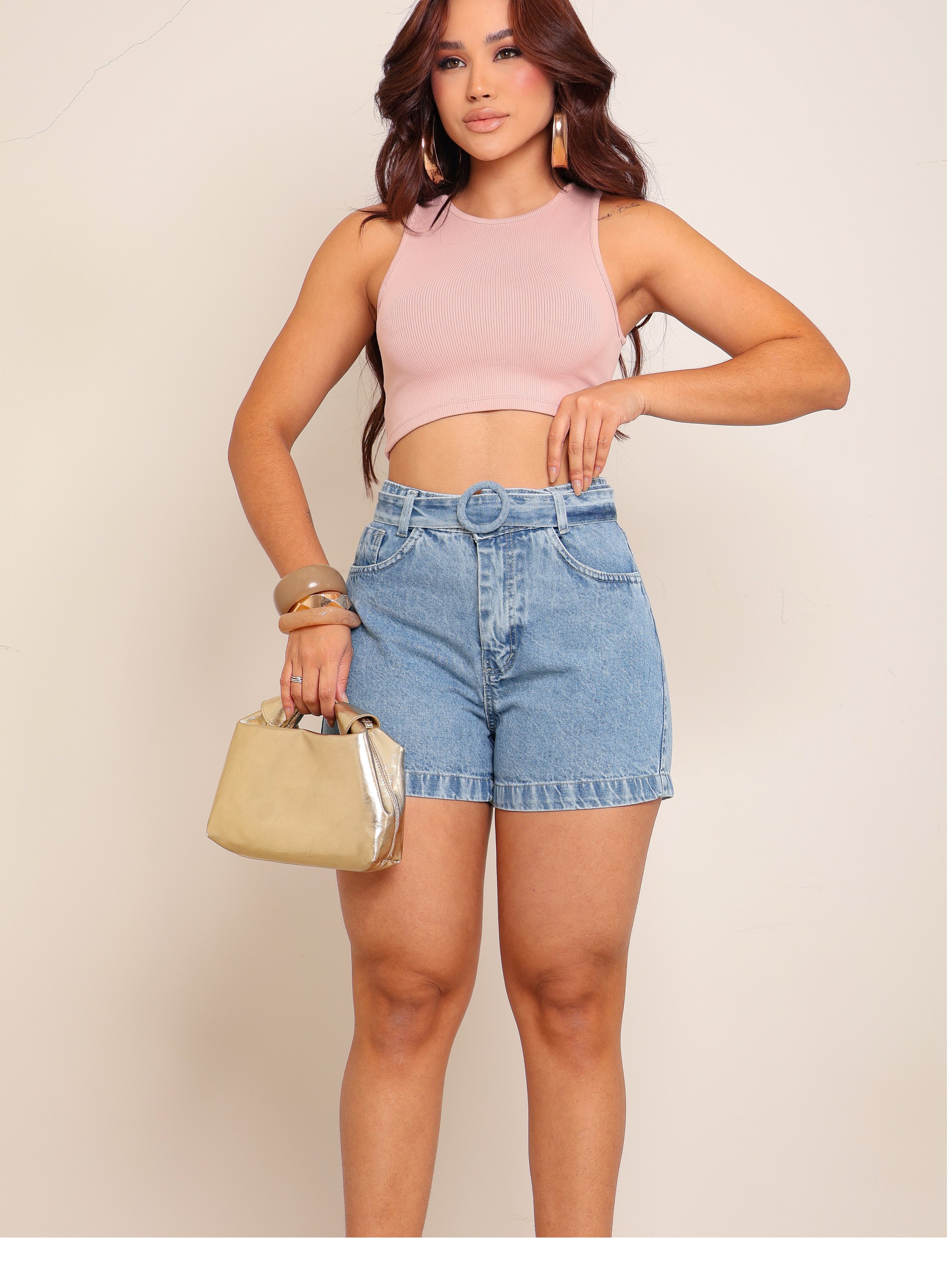 Short jeans feminino com cinto