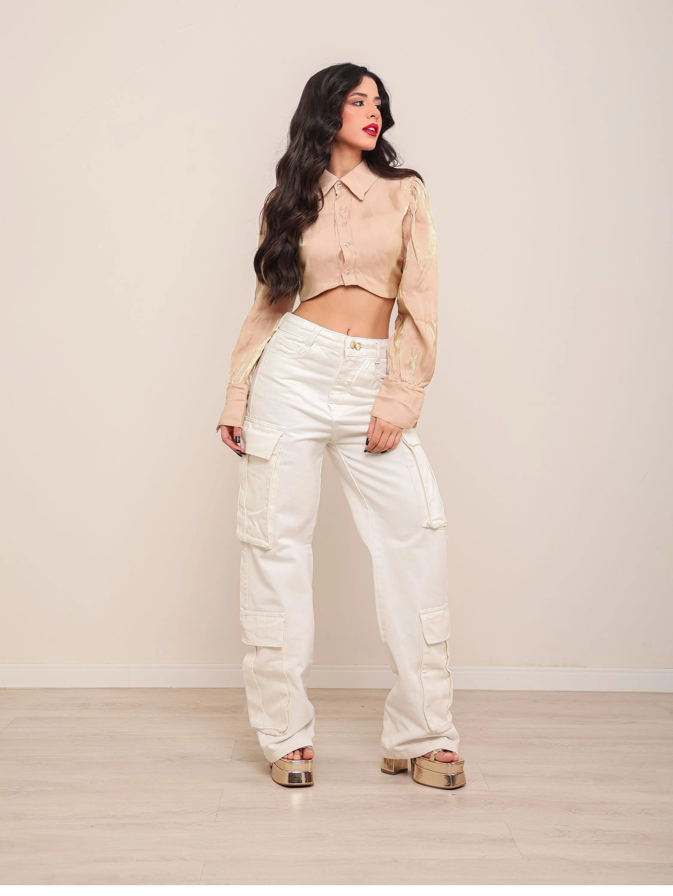 Calça wide leg cargo jeans feminina