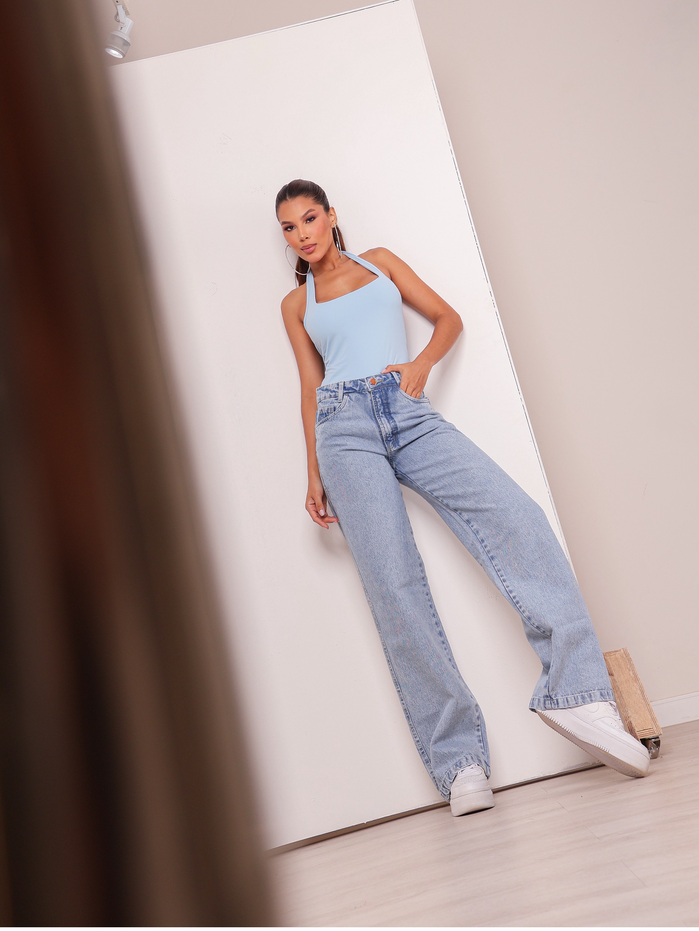 Calça wide leg jeans feminina