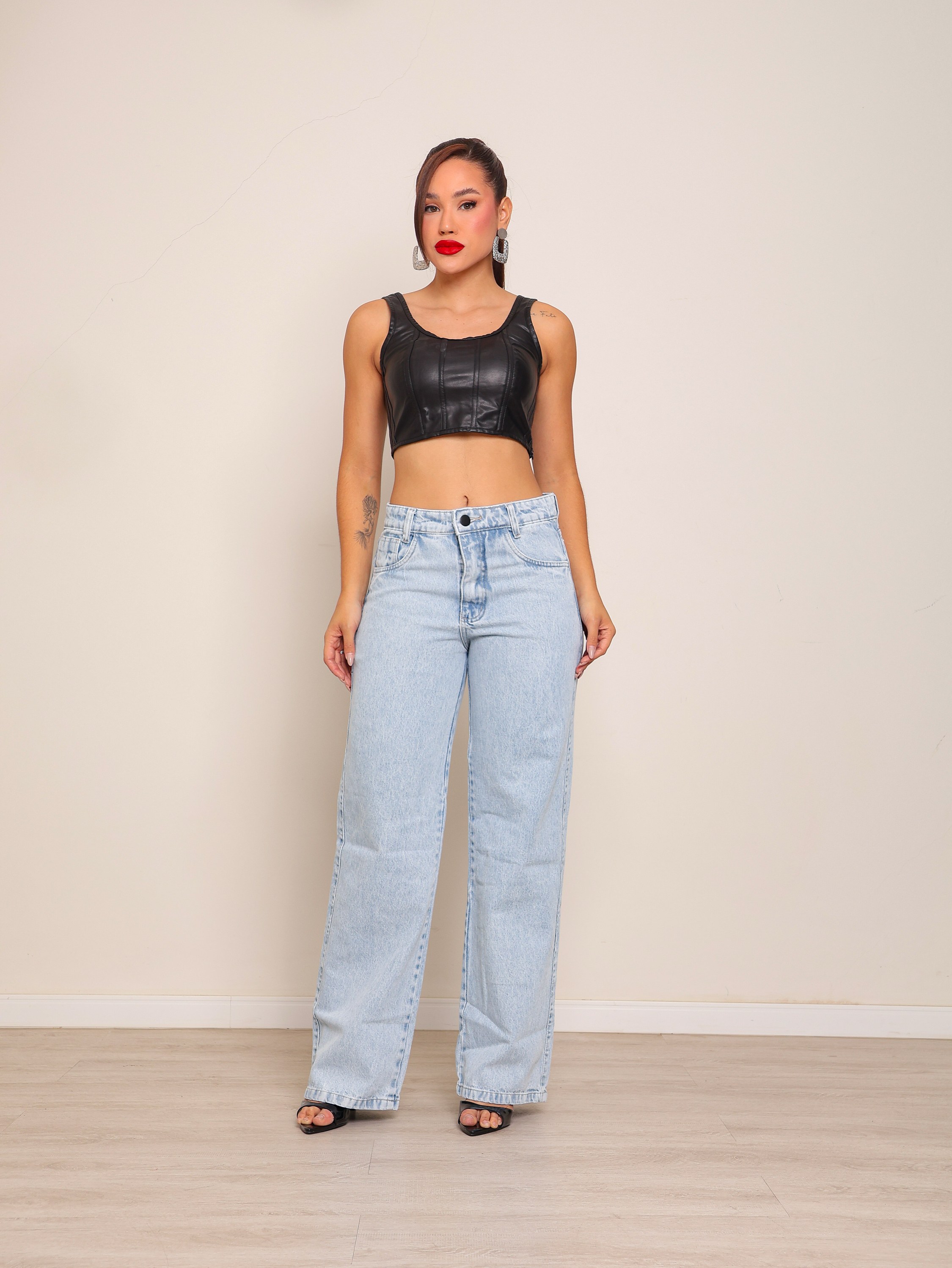Calça wide leg jeans feminina
