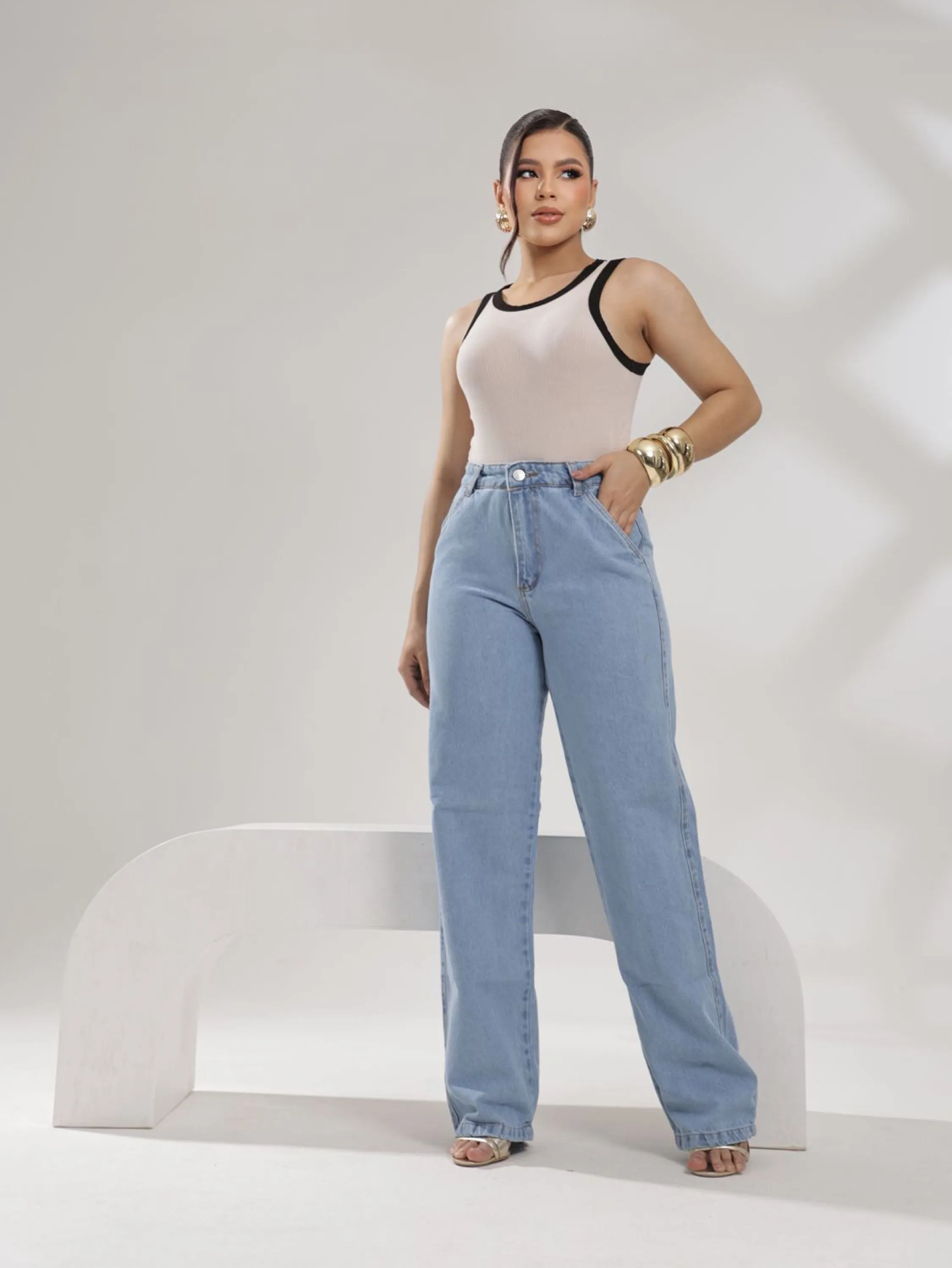 Calça wide leg jeans feminina