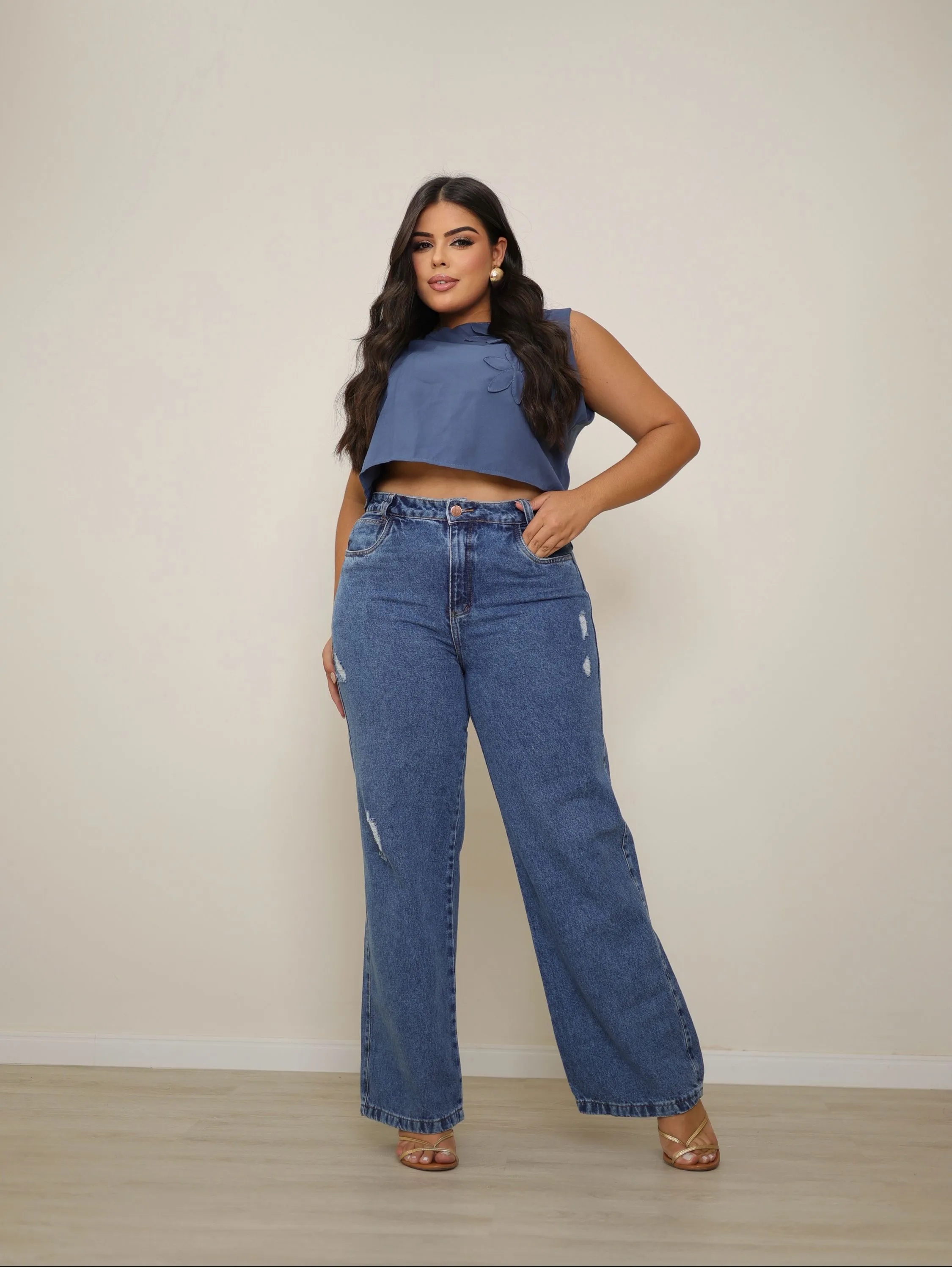 Calça wide leg jeans feminina plus size