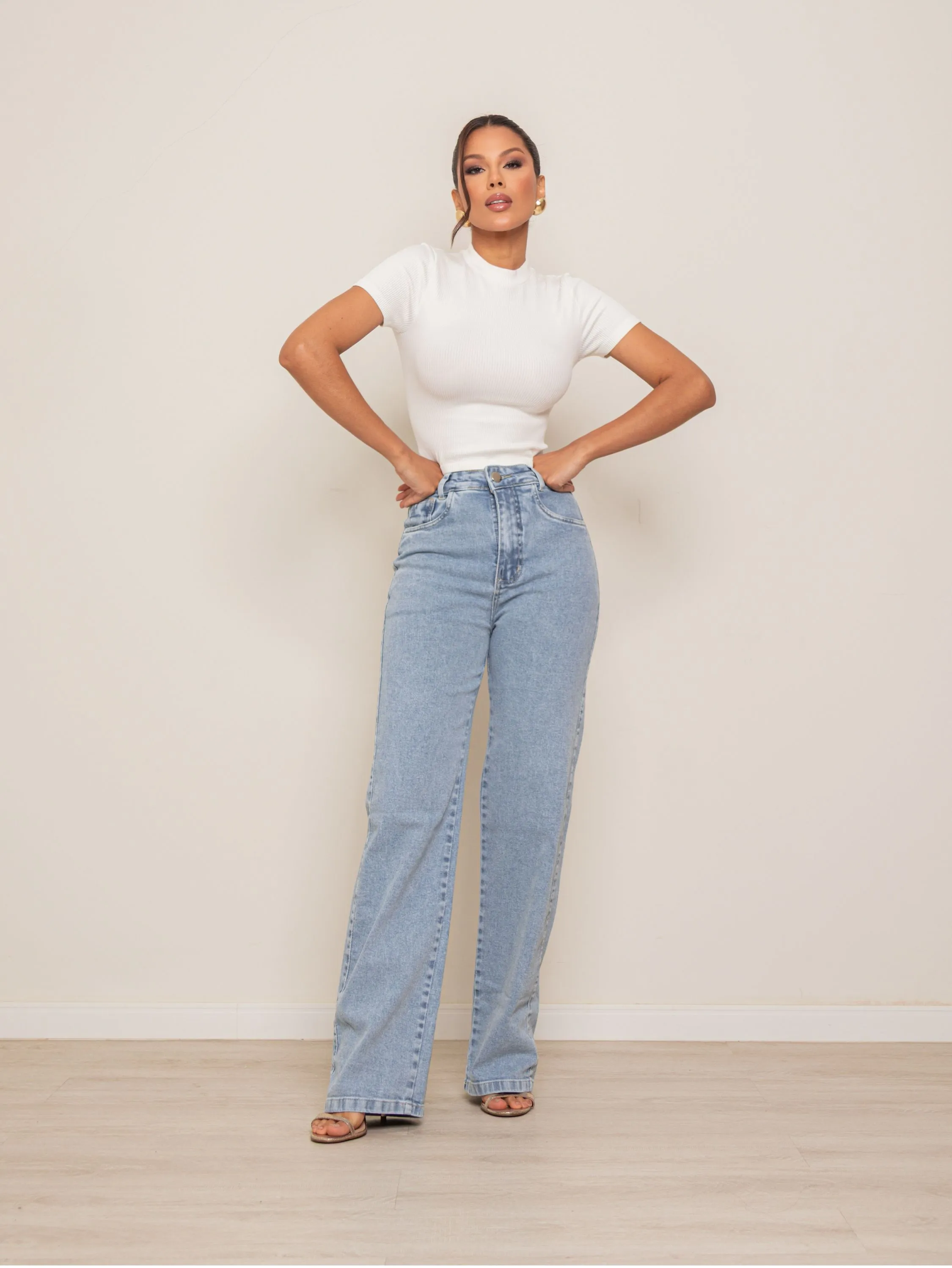 Calça wide leg jeans feminina com lycra