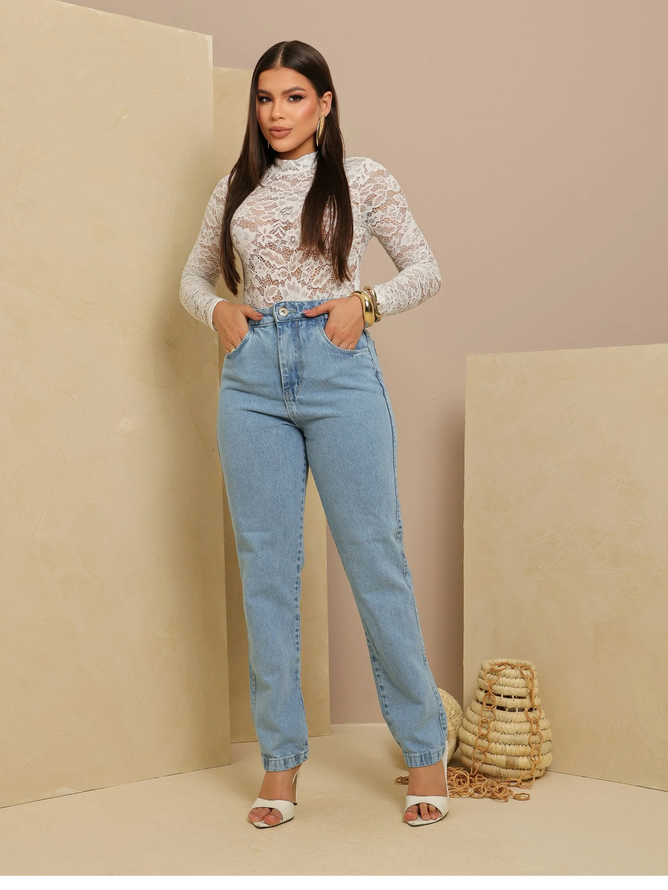 Calça mom jeans feminina