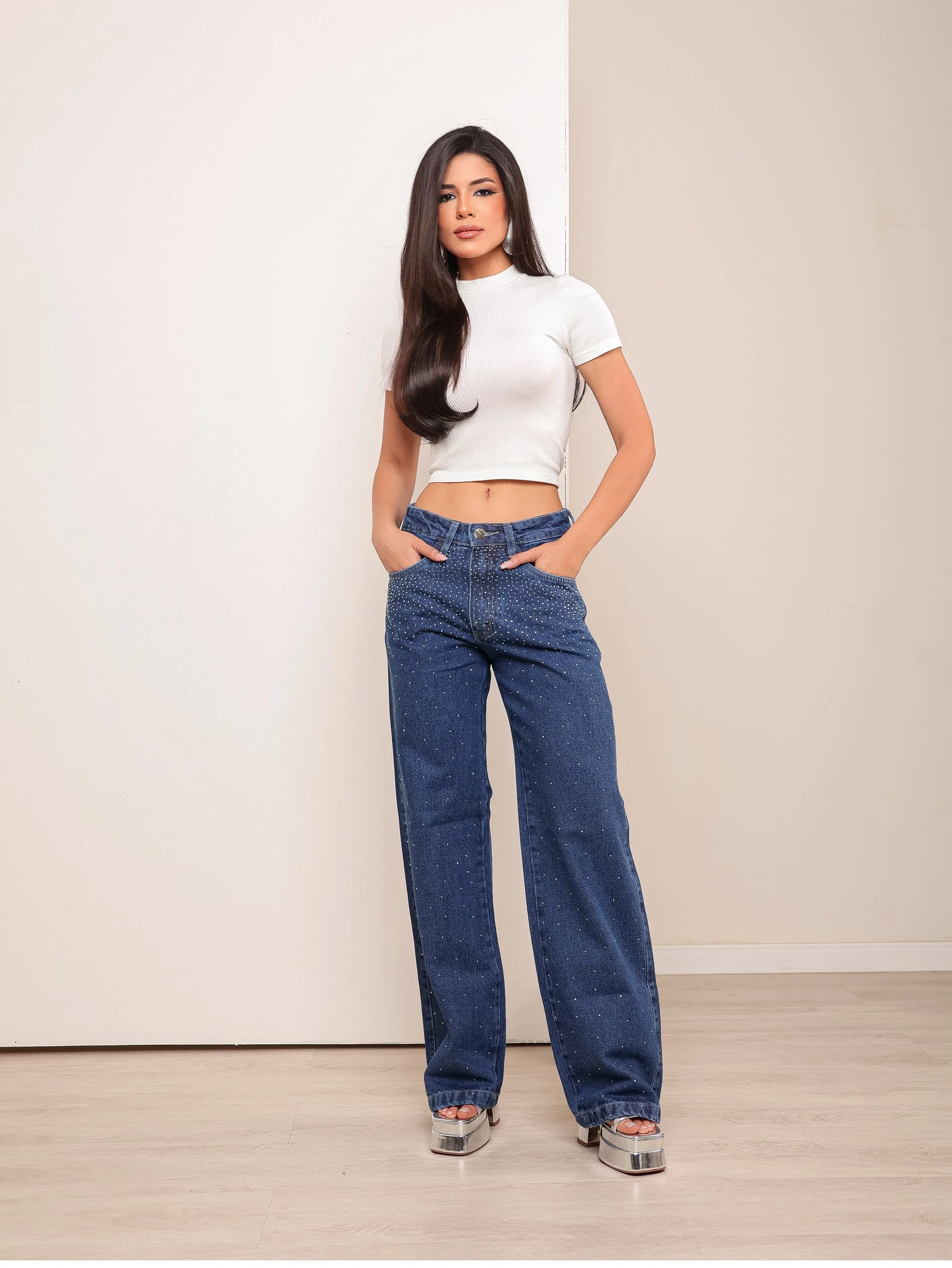 Calça wide leg jeans feminina de strass