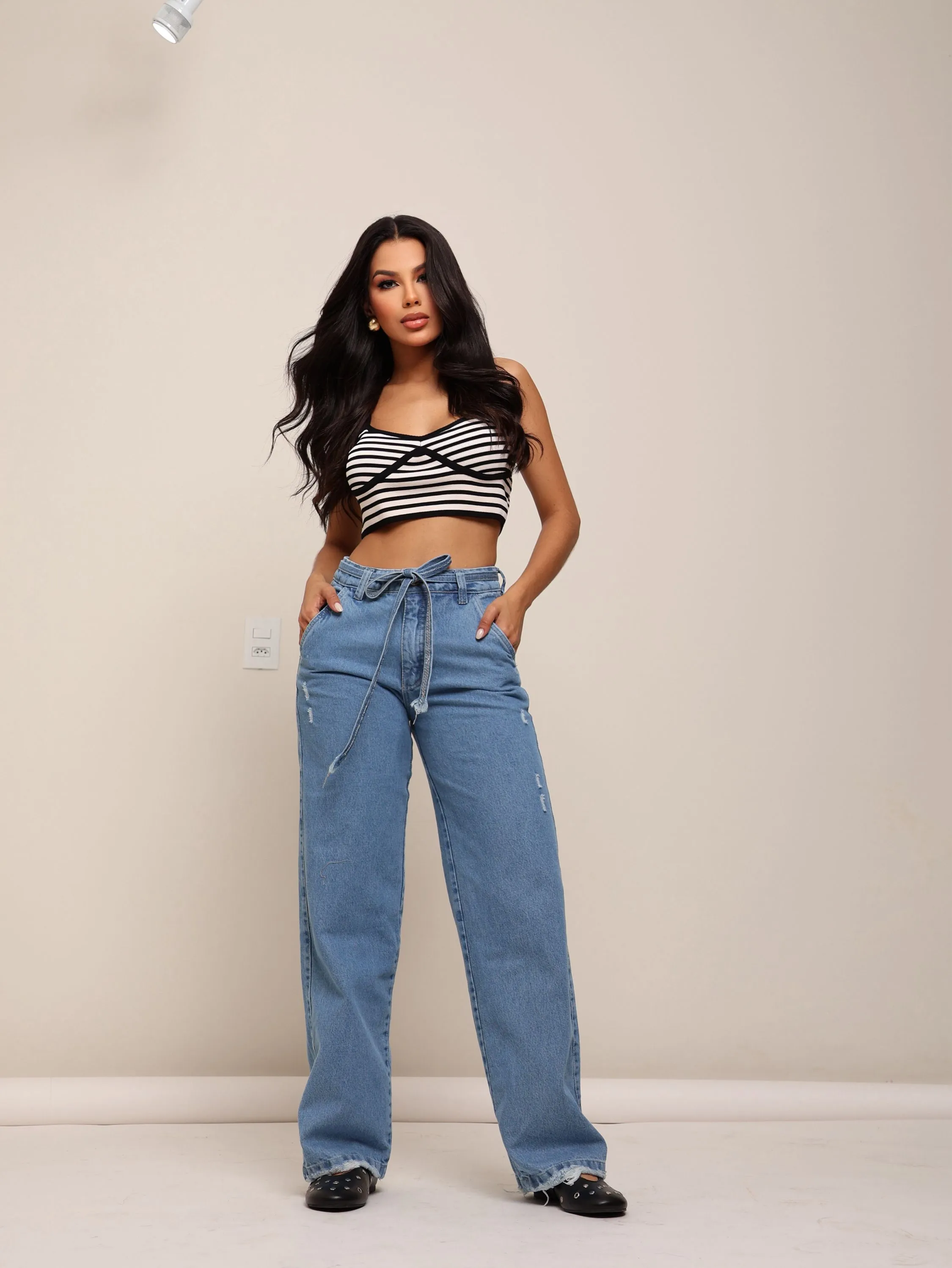 Calça wide leg jeans feminina