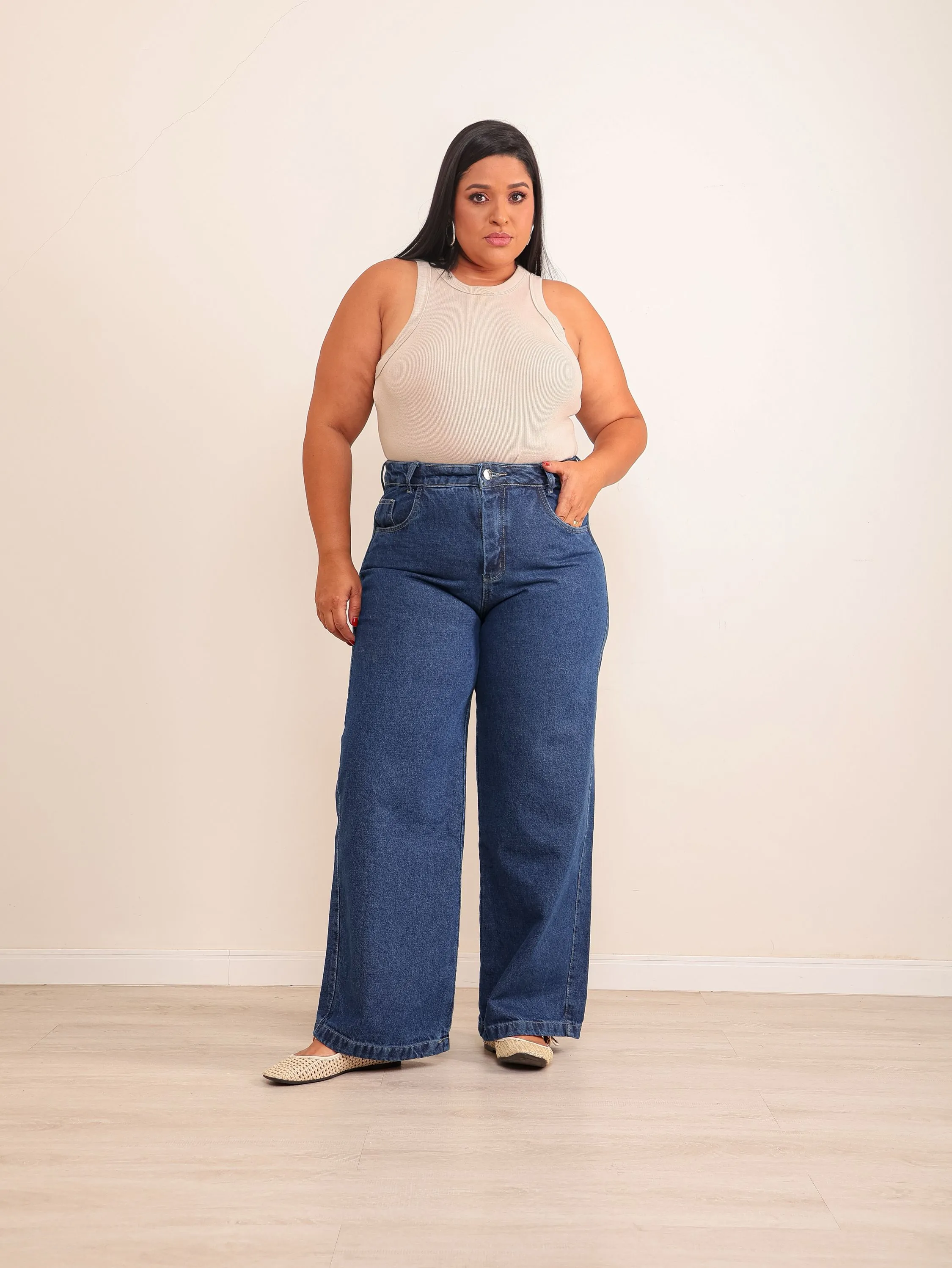 Calça wide leg jeans feminina plus size