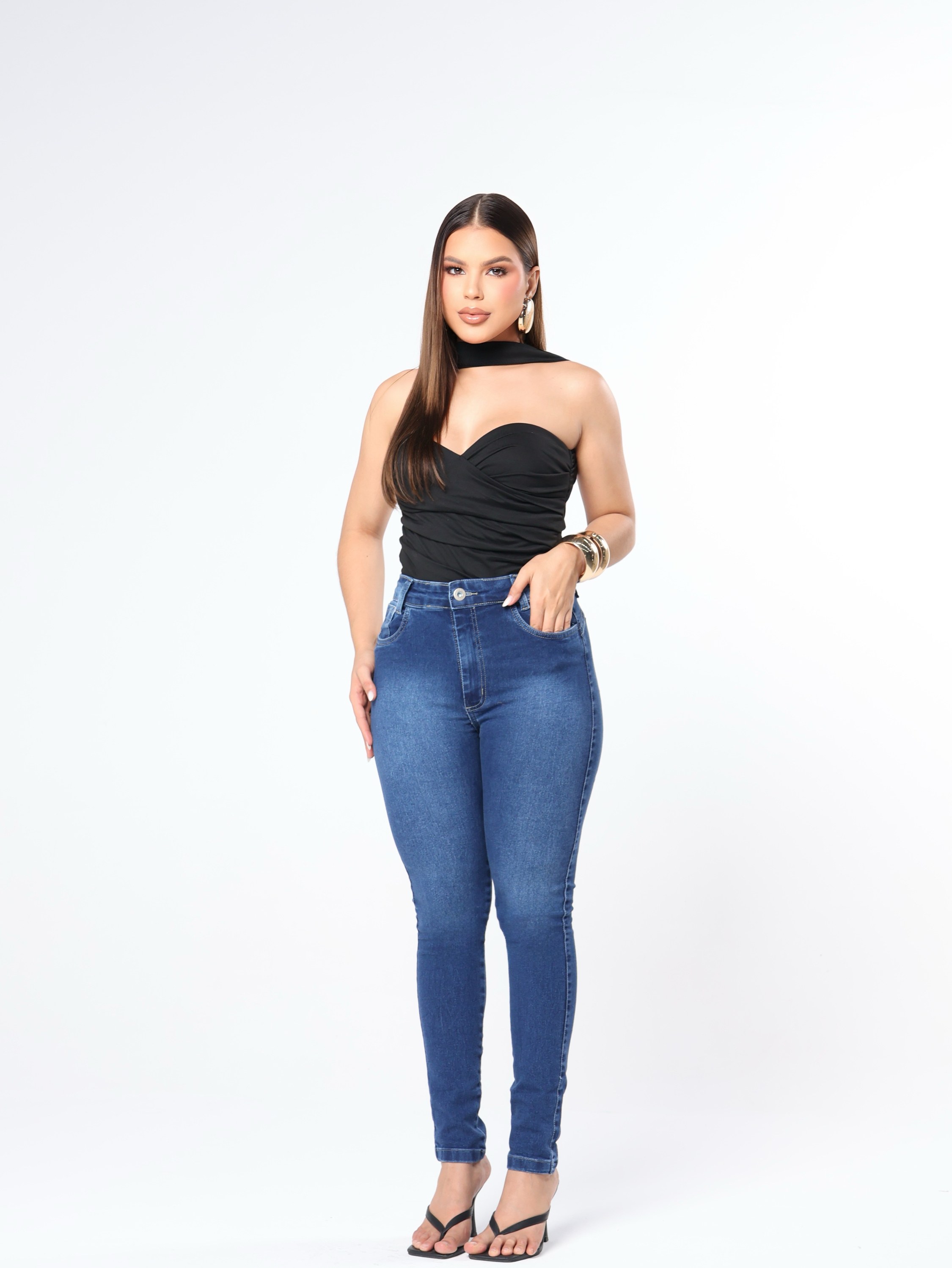 Calça skinny jeans feminina